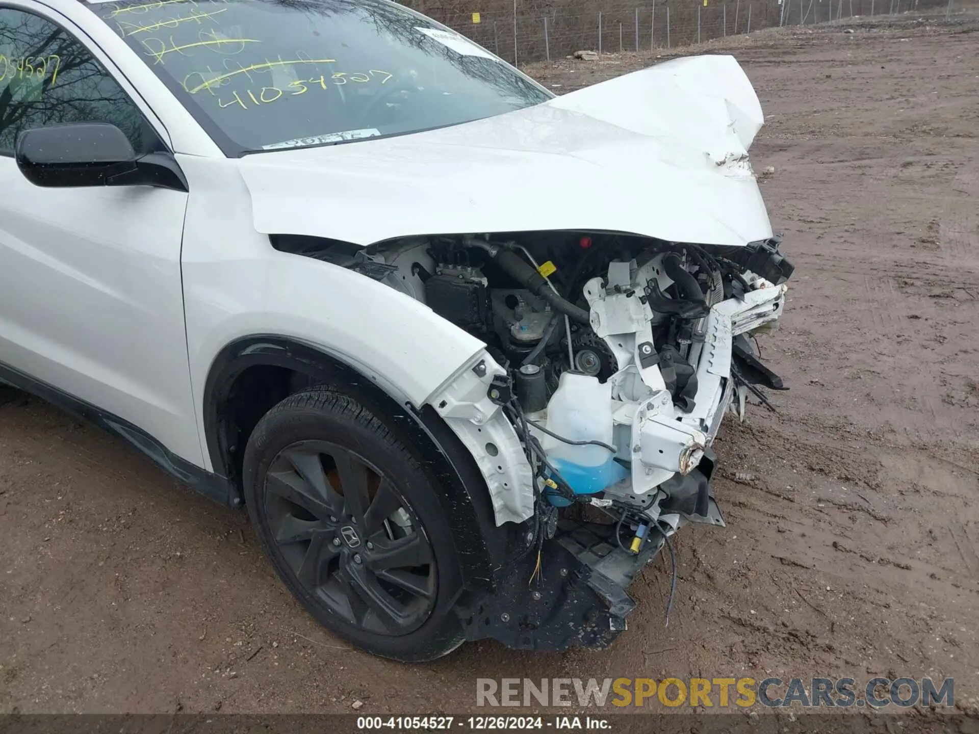 17 Фотография поврежденного автомобиля 3CZRU6H18NM769419 HONDA HR-V 2022