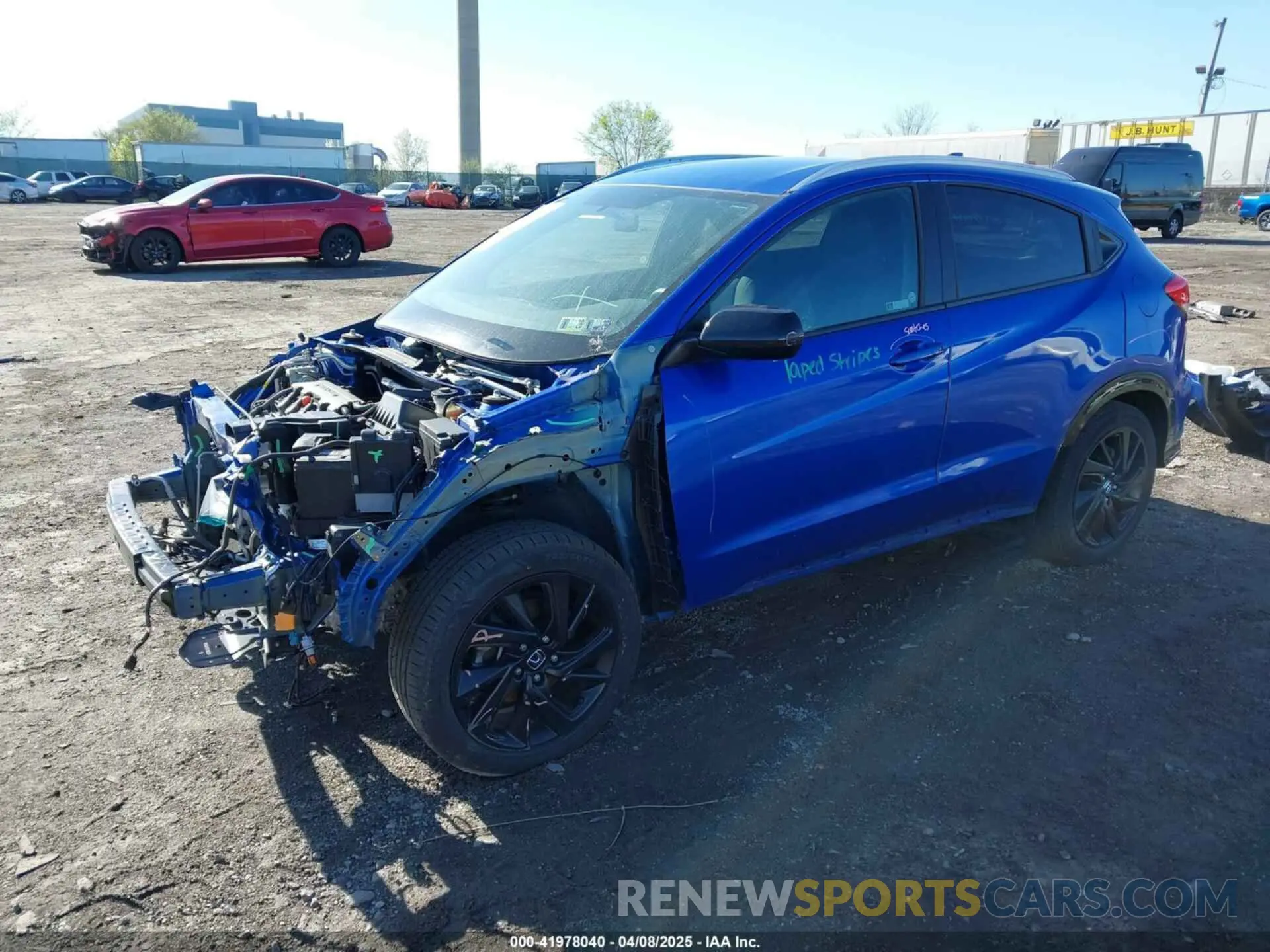 2 Фотография поврежденного автомобиля 3CZRU6H1XNM710470 HONDA HR-V 2022
