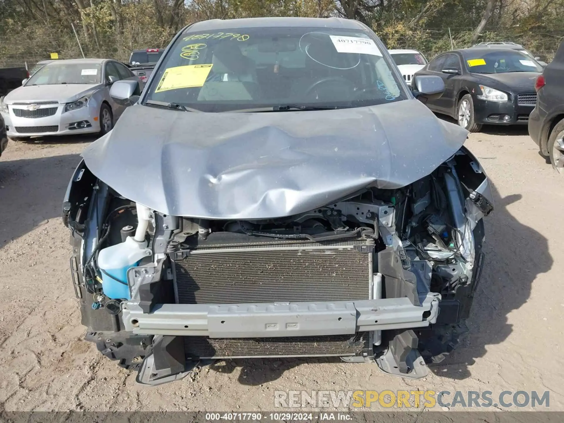 13 Photograph of a damaged car 3CZRU6H30NM739333 HONDA HR-V 2022