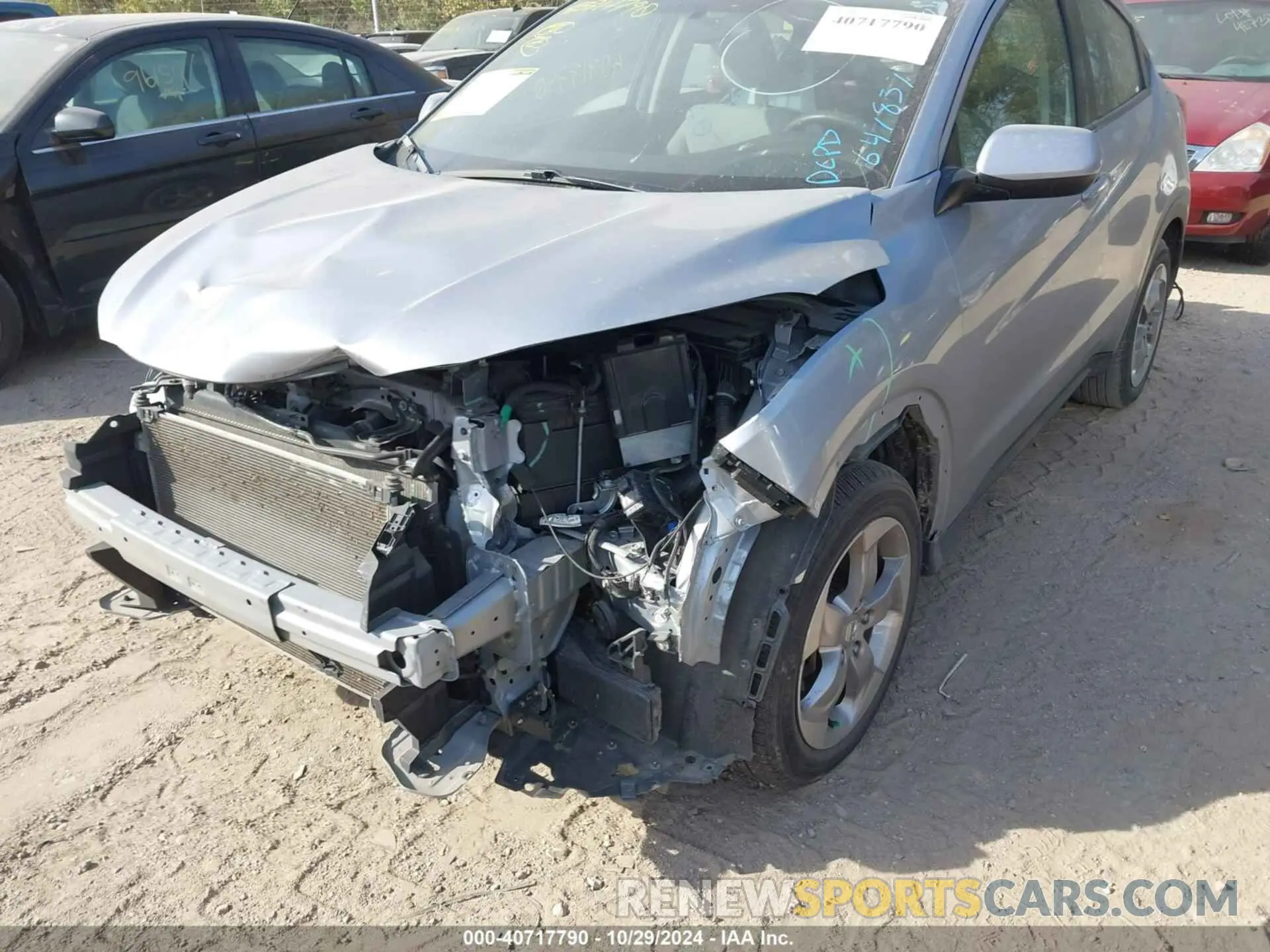 6 Photograph of a damaged car 3CZRU6H30NM739333 HONDA HR-V 2022