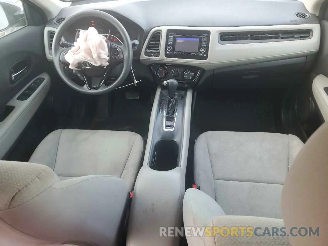 8 Photograph of a damaged car 3CZRU6H31NM707653 HONDA HR-V 2022