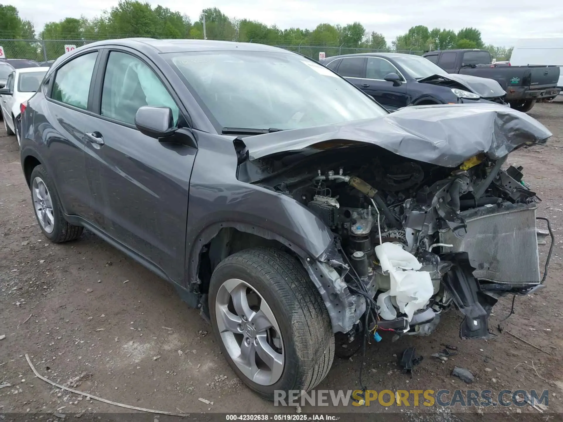 1 Photograph of a damaged car 3CZRU6H32NM733338 HONDA HR-V 2022