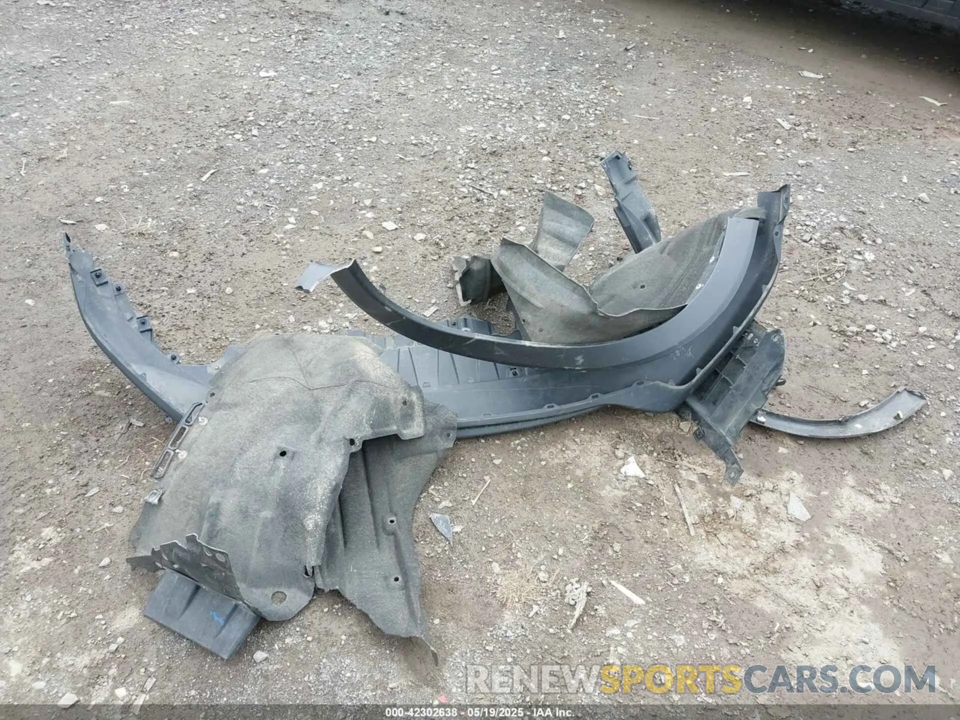 11 Photograph of a damaged car 3CZRU6H32NM733338 HONDA HR-V 2022