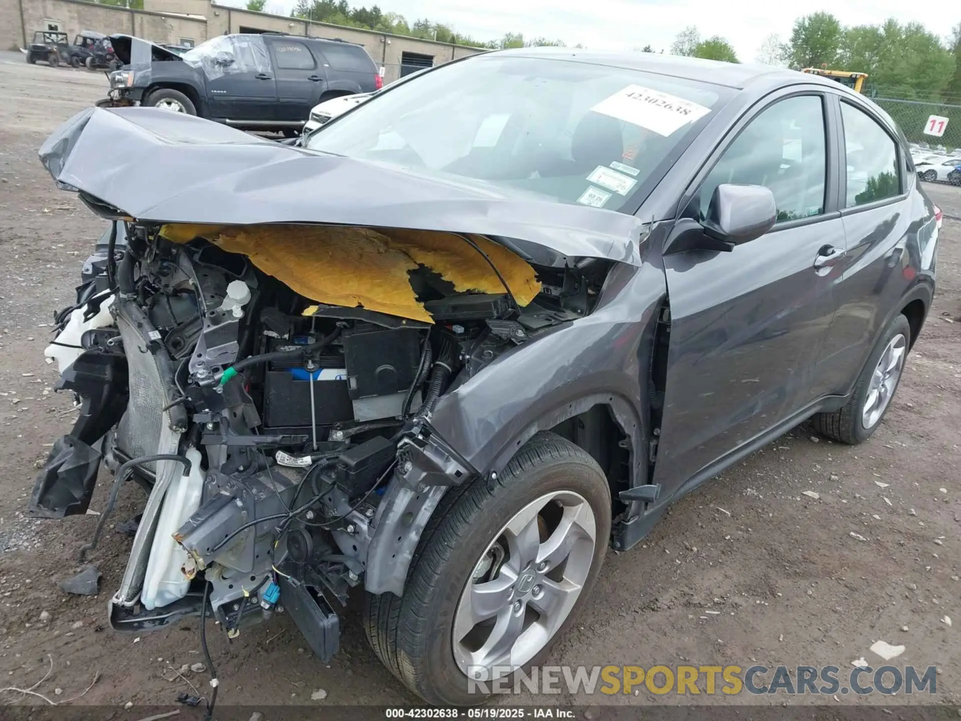2 Photograph of a damaged car 3CZRU6H32NM733338 HONDA HR-V 2022
