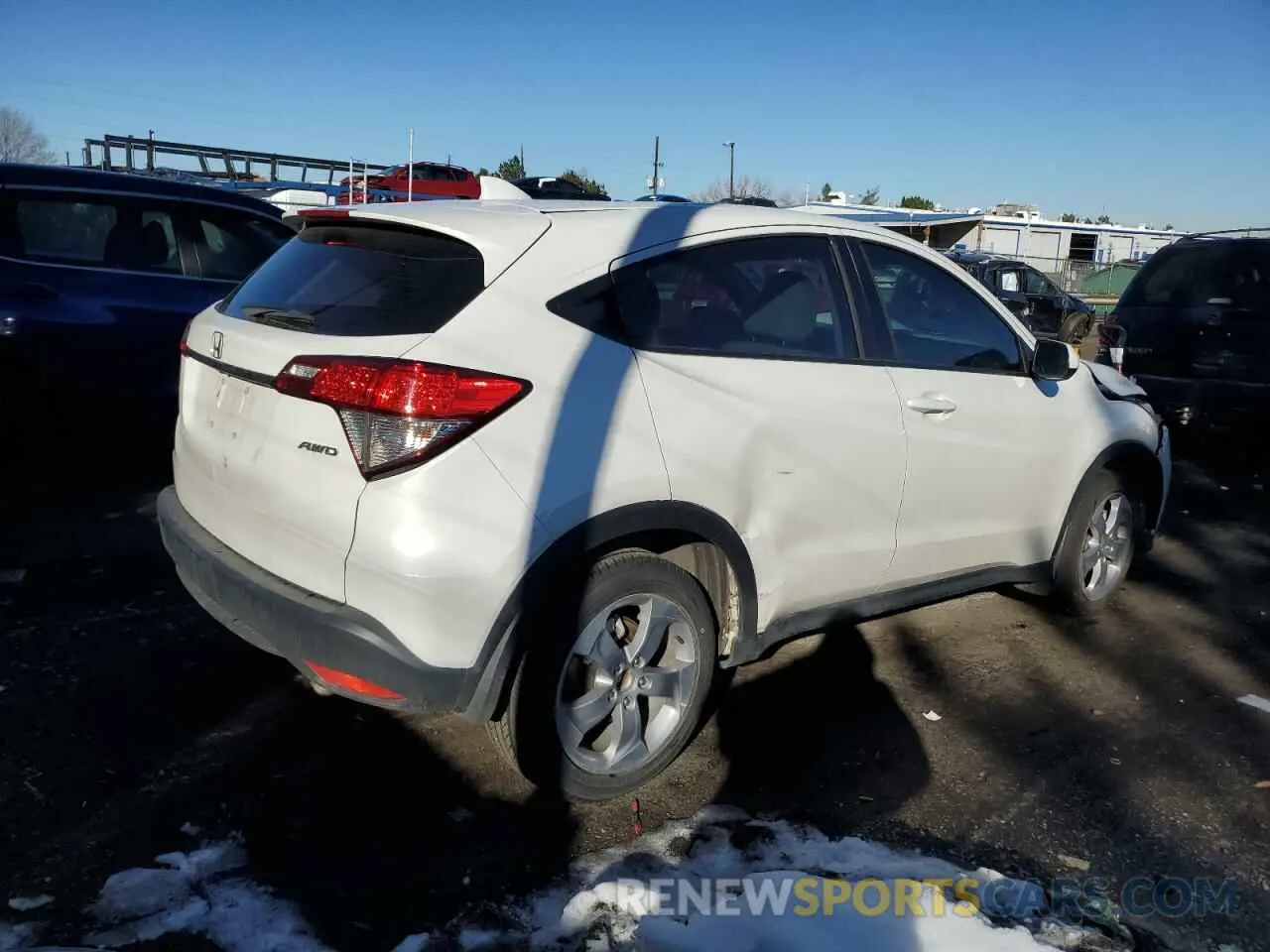 3 Фотография поврежденного автомобиля 3CZRU6H32NM741374 HONDA HR-V 2022