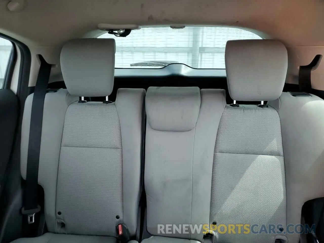 10 Photograph of a damaged car 3CZRU6H33NM718802 HONDA HR-V 2022