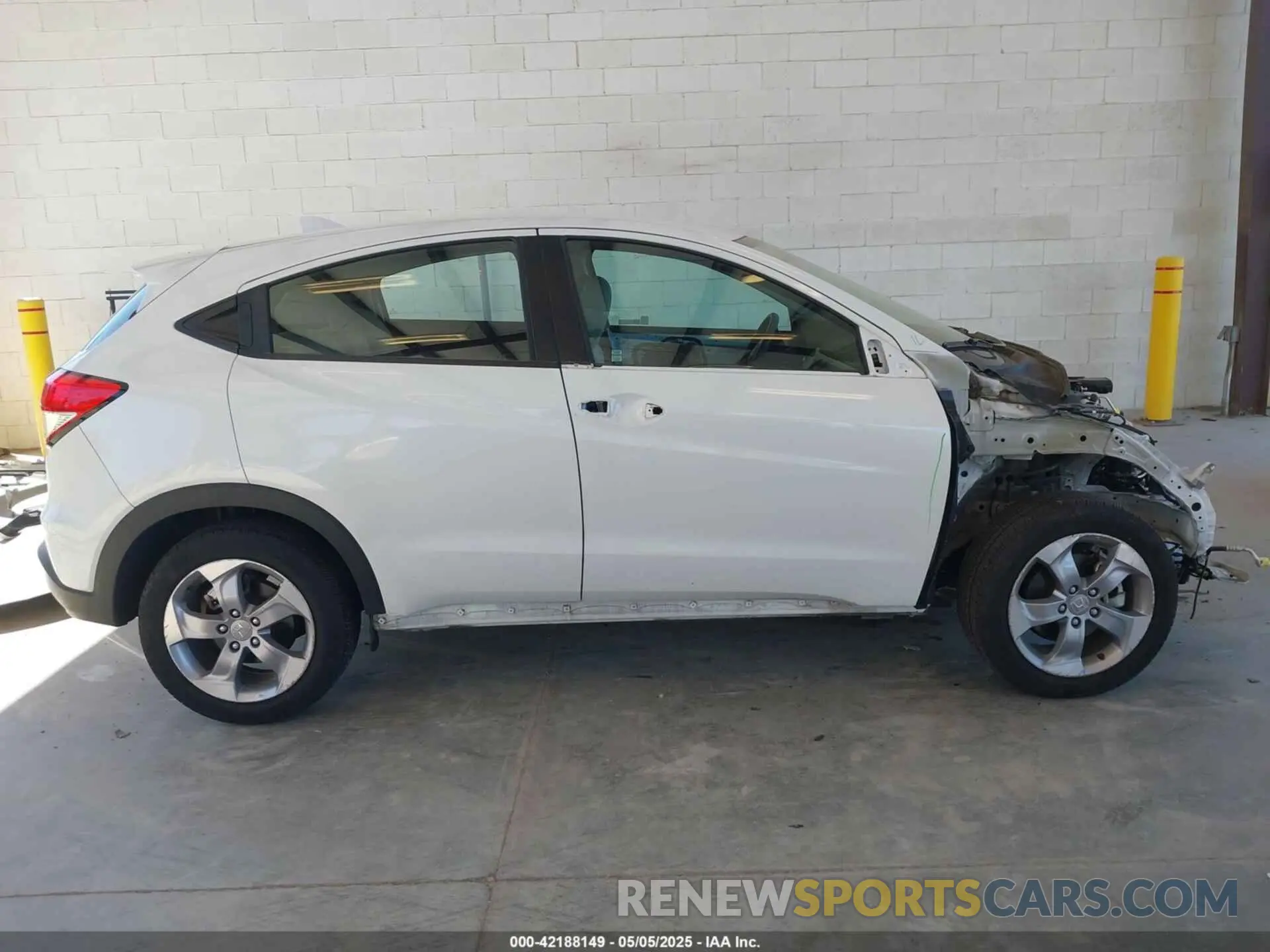 14 Фотография поврежденного автомобиля 3CZRU6H33NM725801 HONDA HR-V 2022