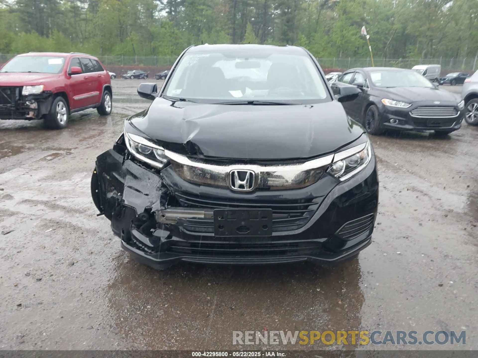 13 Photograph of a damaged car 3CZRU6H33NM770916 HONDA HR-V 2022