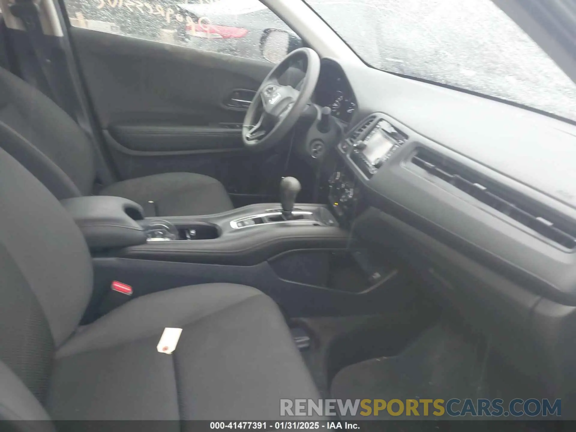 5 Photograph of a damaged car 3CZRU6H34NM737004 HONDA HR-V 2022