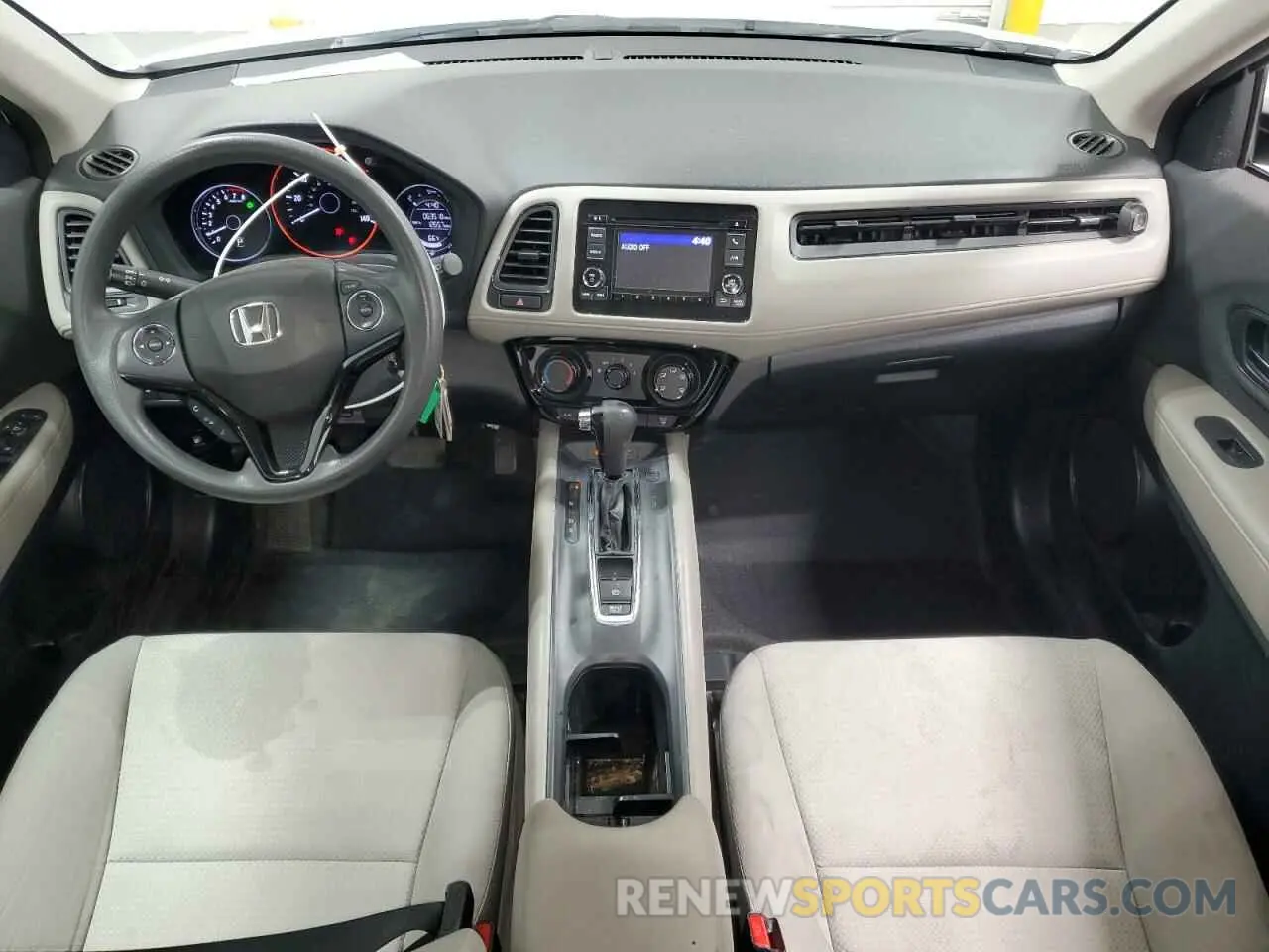 8 Photograph of a damaged car 3CZRU6H36NM725744 HONDA HR-V 2022