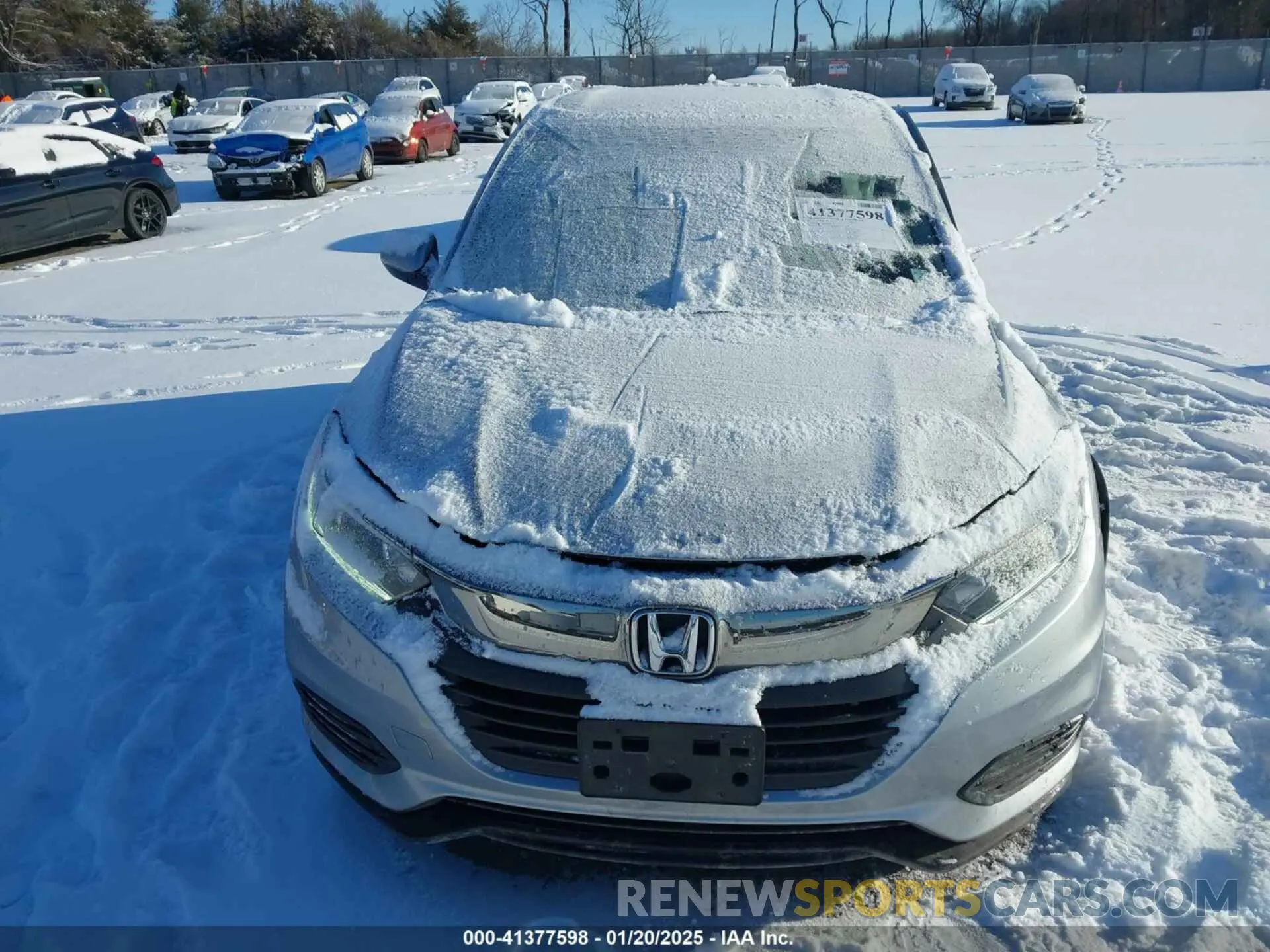 12 Photograph of a damaged car 3CZRU6H38NM769843 HONDA HR-V 2022
