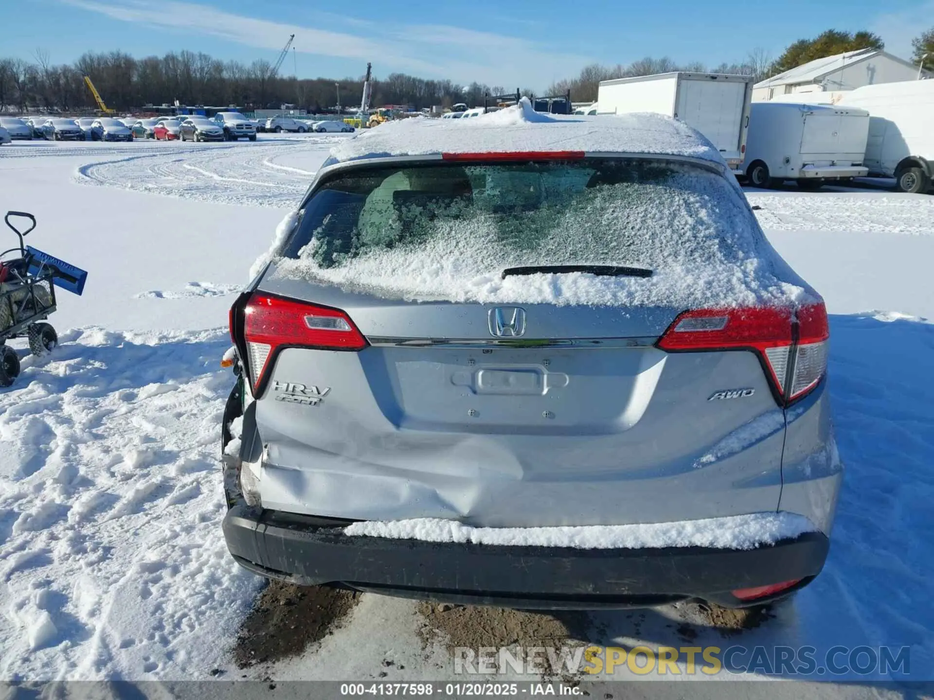 16 Photograph of a damaged car 3CZRU6H38NM769843 HONDA HR-V 2022