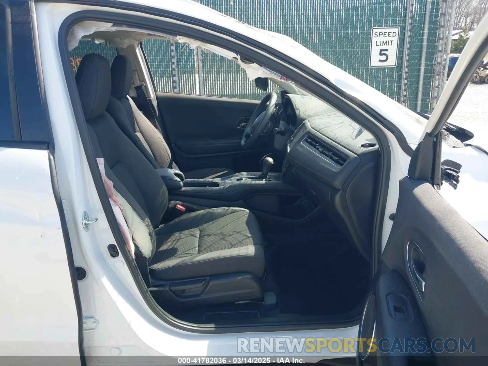 5 Фотография поврежденного автомобиля 3CZRU6H50NM756036 HONDA HR-V 2022