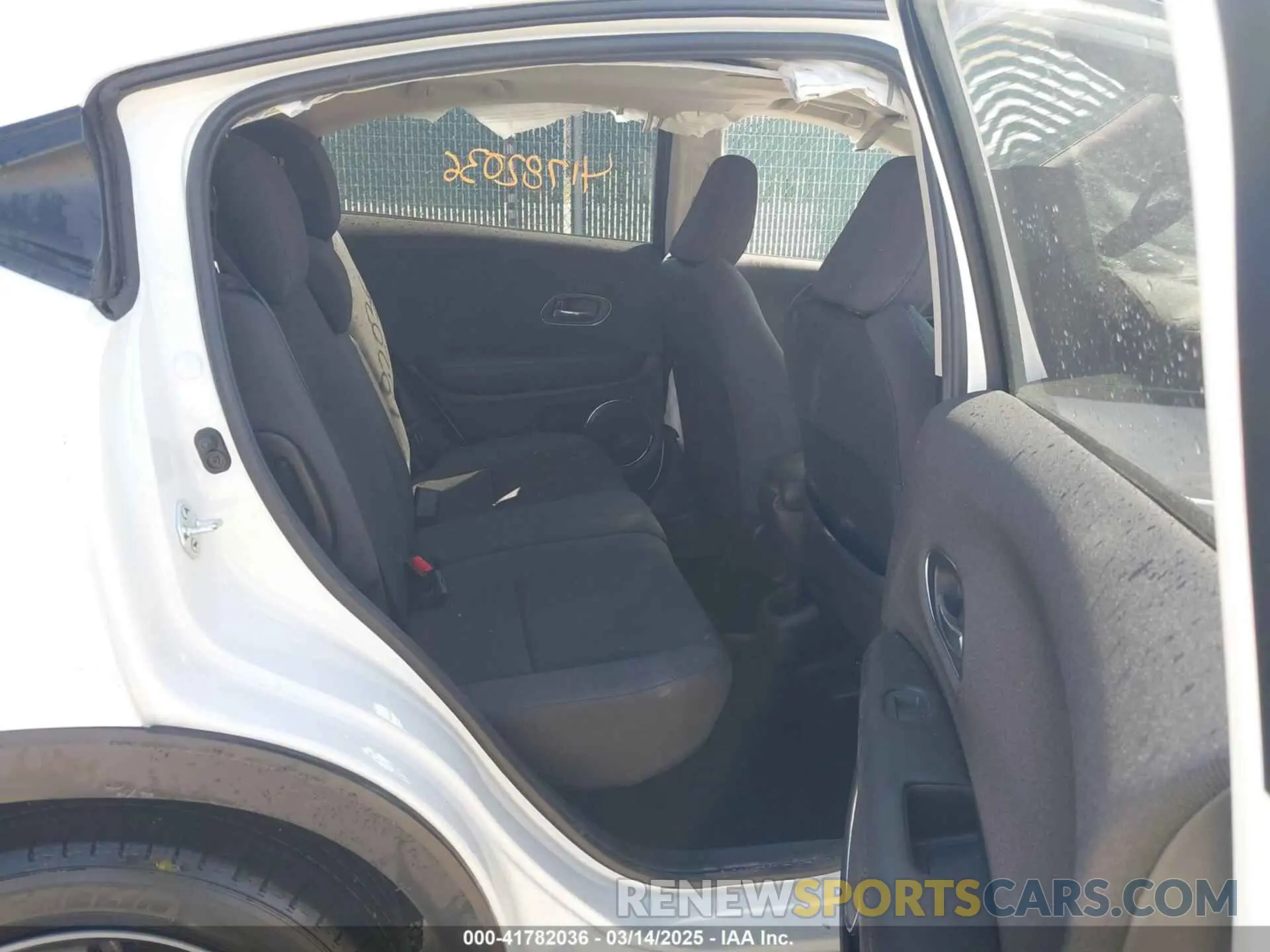 8 Фотография поврежденного автомобиля 3CZRU6H50NM756036 HONDA HR-V 2022