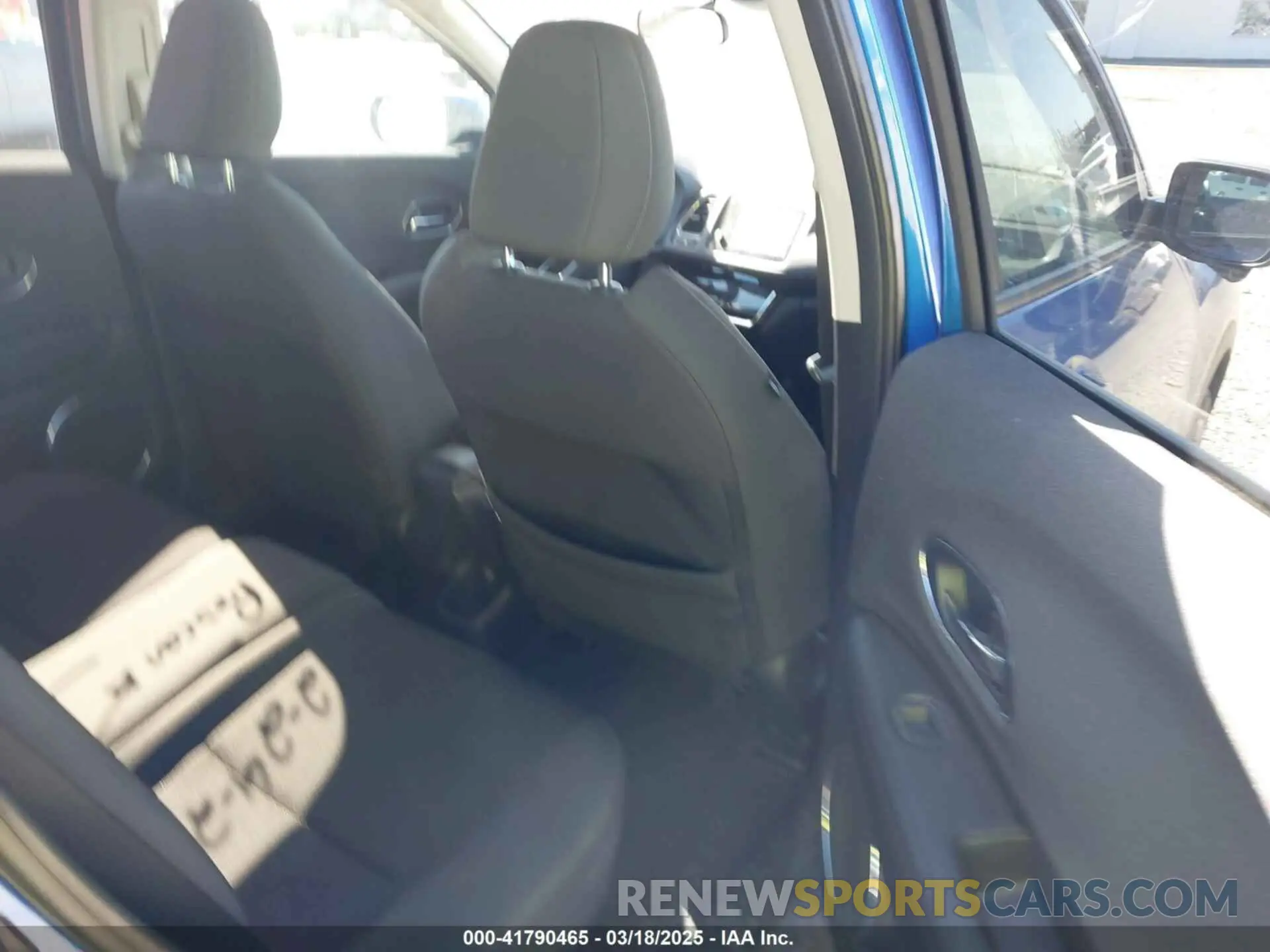 8 Фотография поврежденного автомобиля 3CZRU6H50NM765075 HONDA HR-V 2022