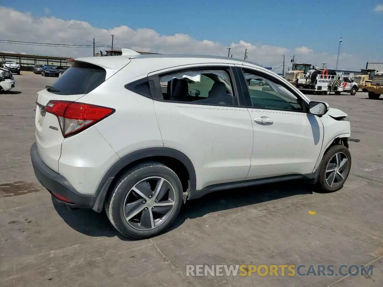 3 Photograph of a damaged car 3CZRU6H53NM769959 HONDA HR-V 2022