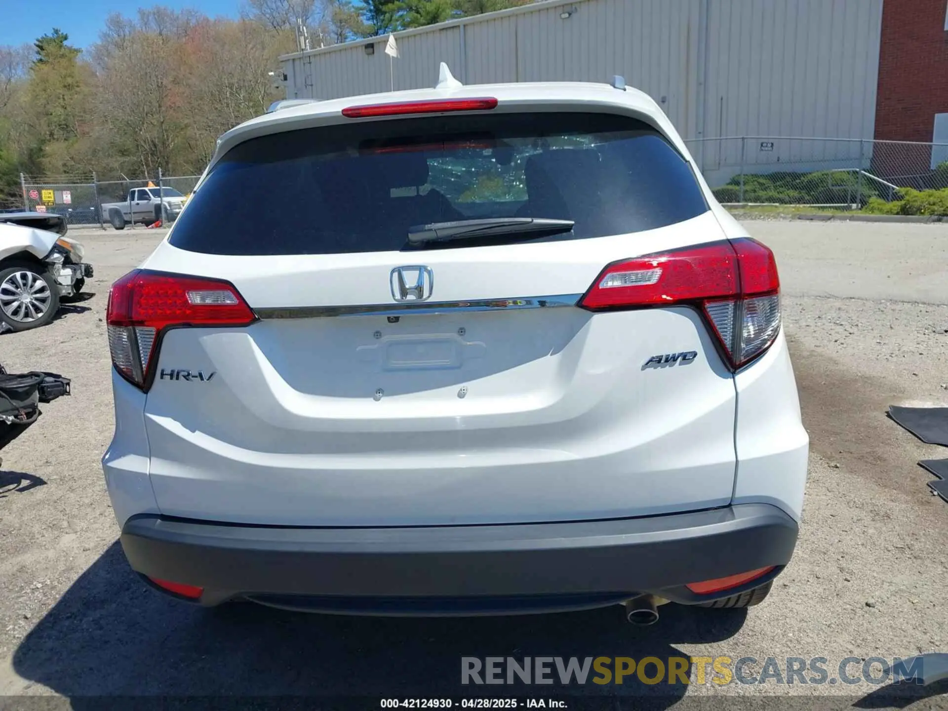 16 Photograph of a damaged car 3CZRU6H54NM742026 HONDA HR-V 2022