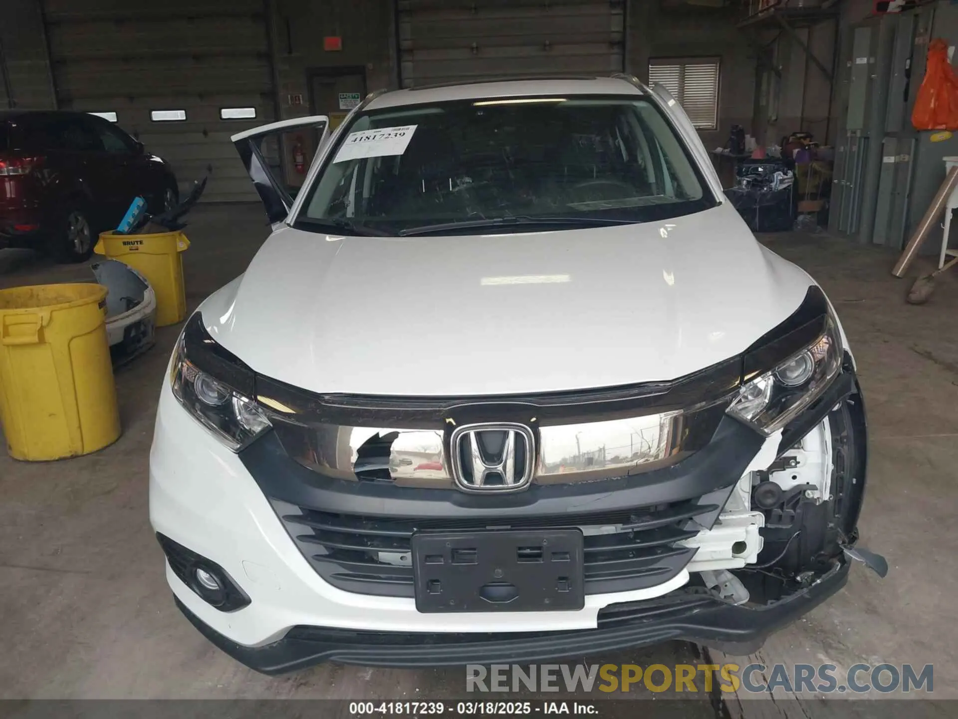 12 Photograph of a damaged car 3CZRU6H54NM755391 HONDA HR-V 2022
