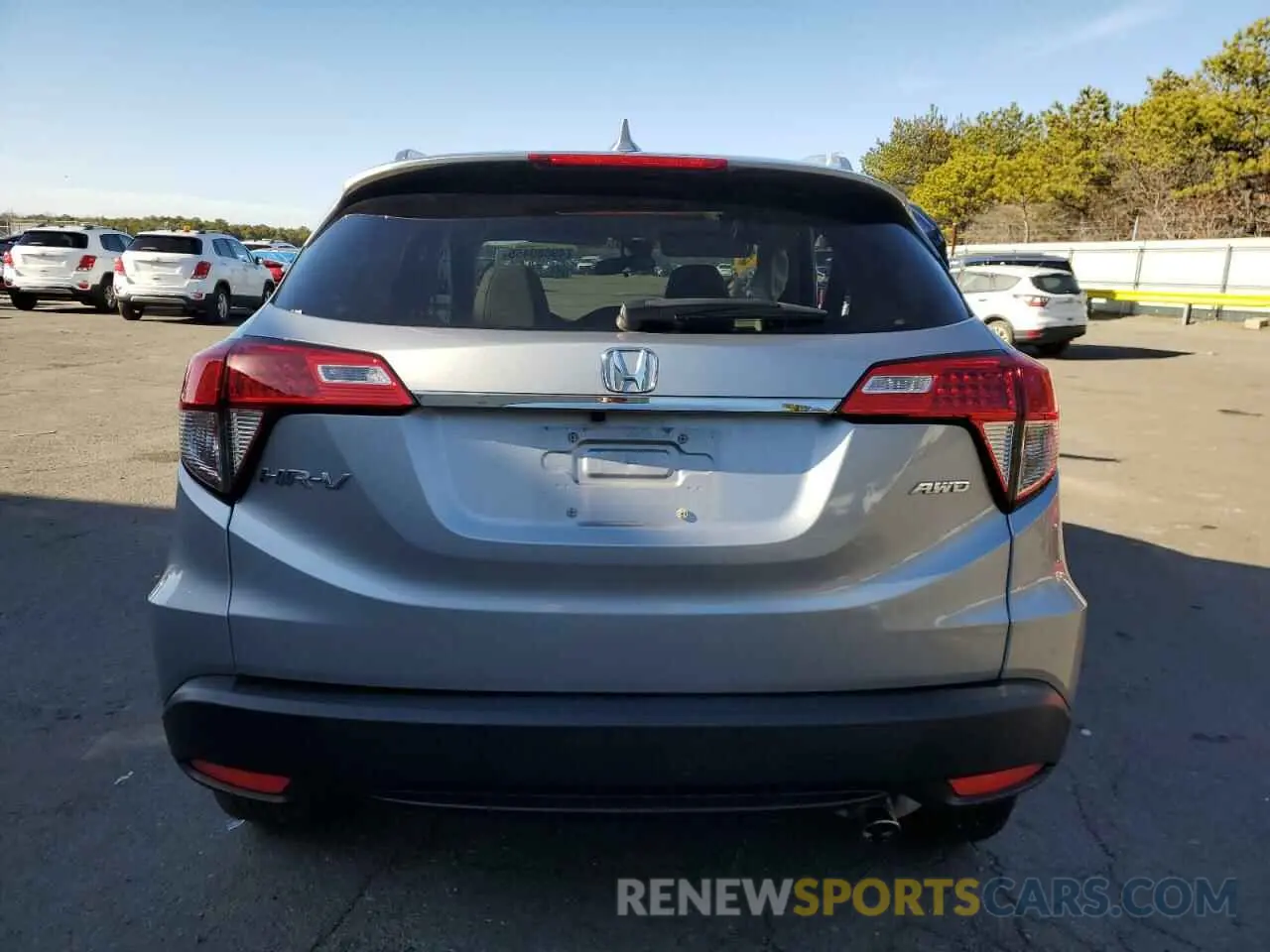6 Photograph of a damaged car 3CZRU6H54NM760445 HONDA HR-V 2022
