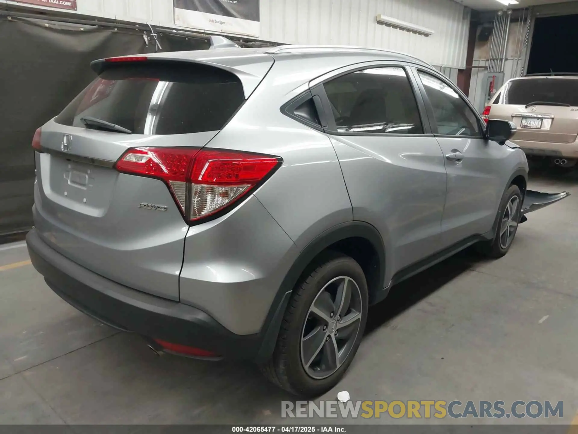 4 Фотография поврежденного автомобиля 3CZRU6H55NM723386 HONDA HR-V 2022