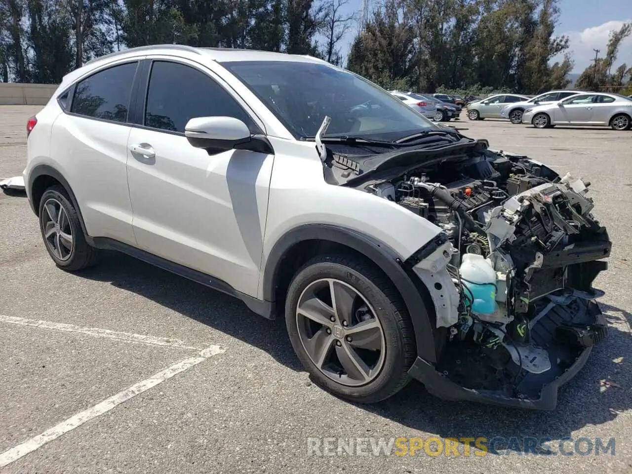 4 Photograph of a damaged car 3CZRU6H55NM752595 HONDA HR-V 2022