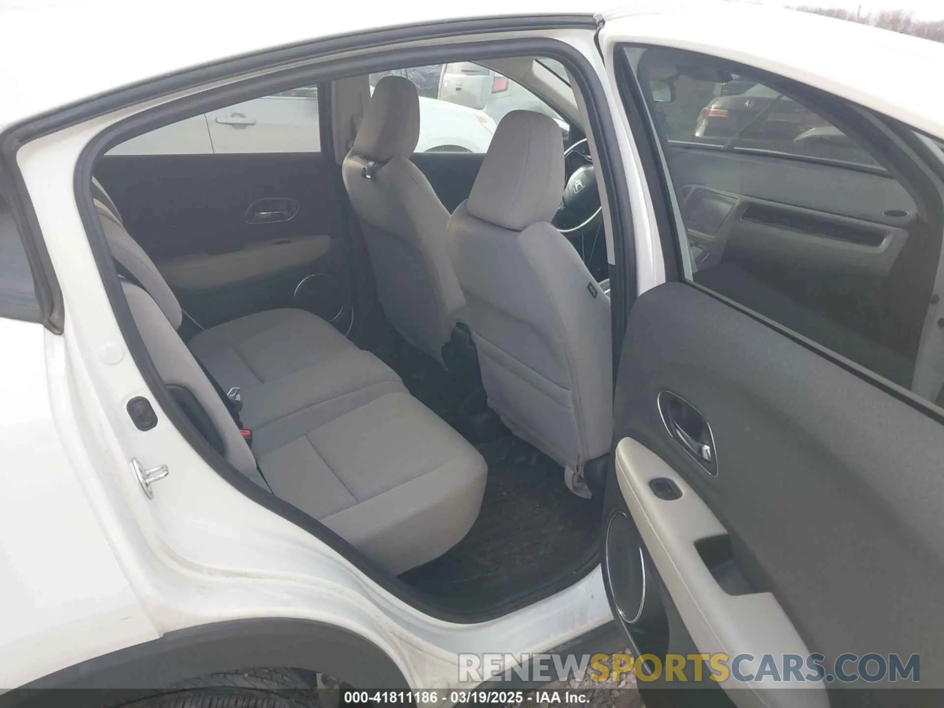 8 Фотография поврежденного автомобиля 3CZRU6H55NM767243 HONDA HR-V 2022