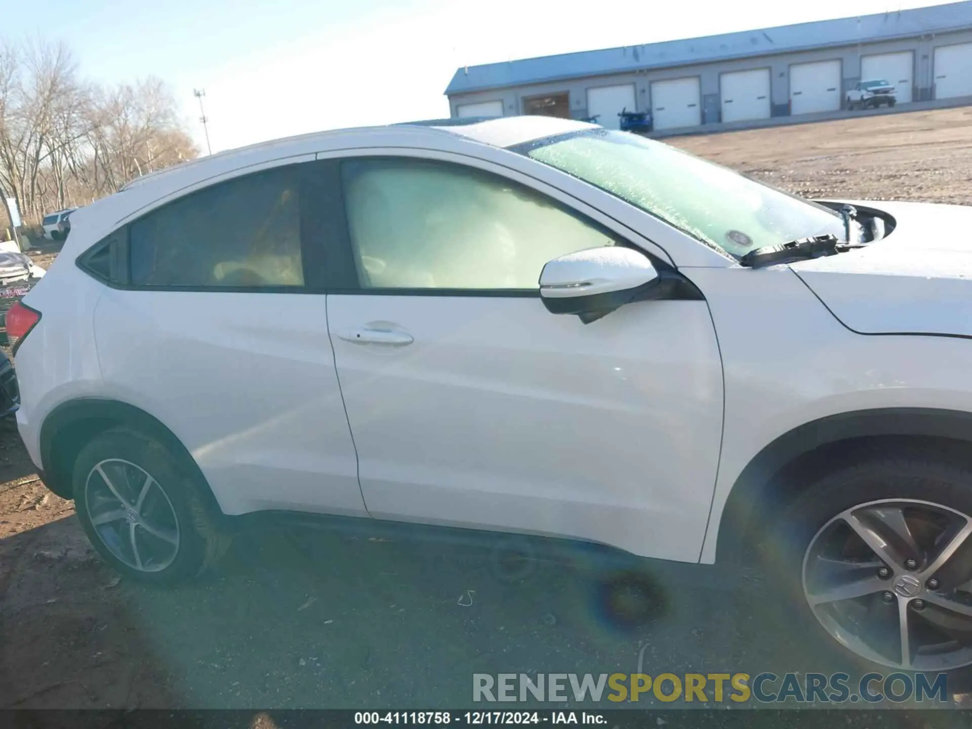13 Фотография поврежденного автомобиля 3CZRU6H56NM731125 HONDA HR-V 2022