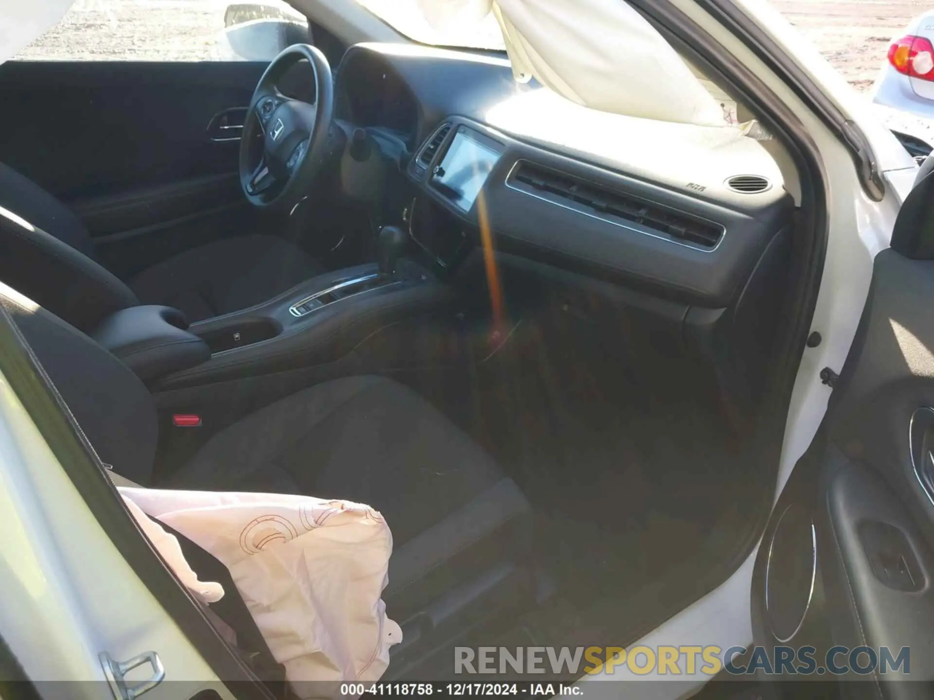 5 Фотография поврежденного автомобиля 3CZRU6H56NM731125 HONDA HR-V 2022