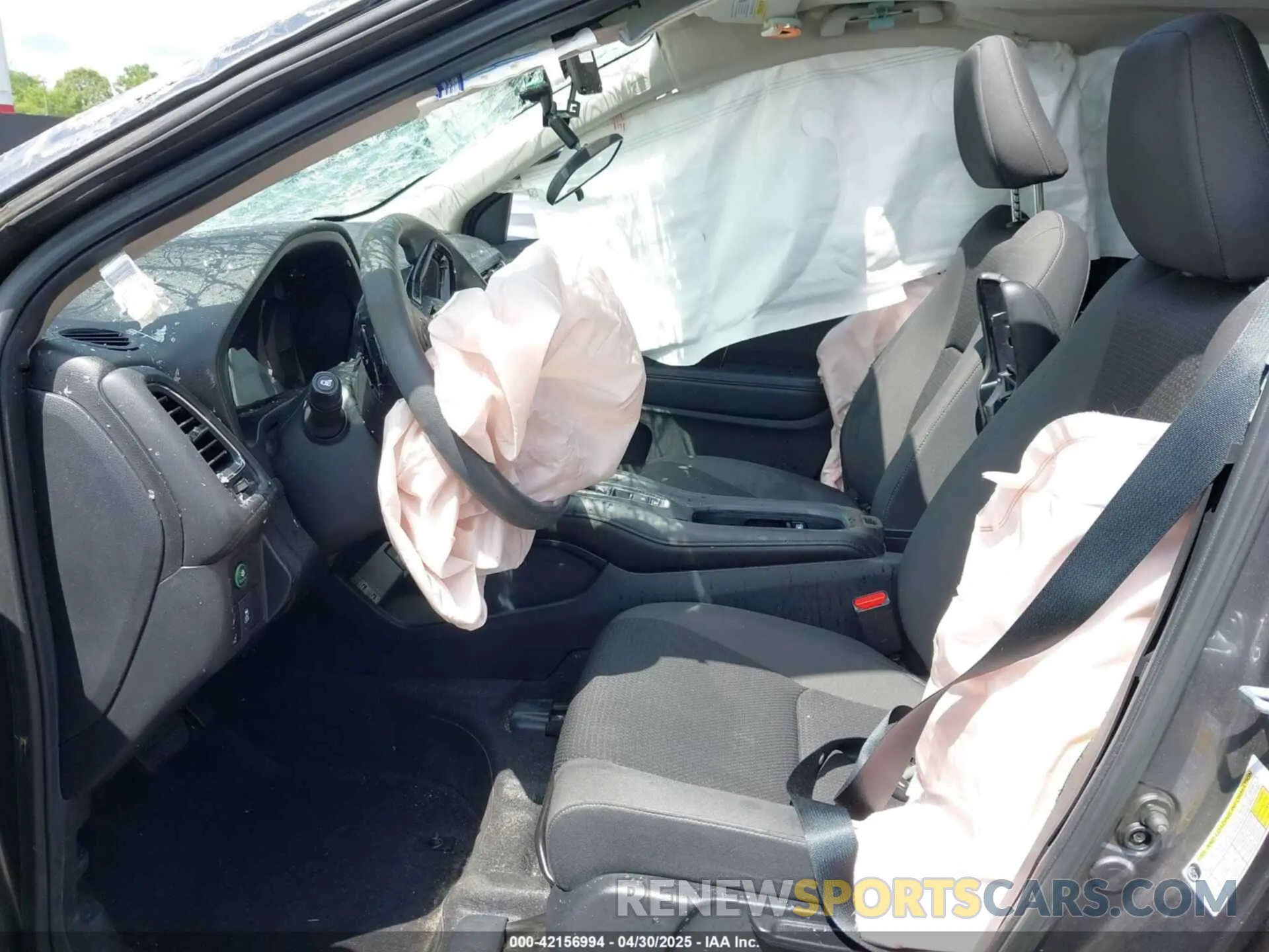 5 Photograph of a damaged car 3CZRU6H57NM718531 HONDA HR-V 2022