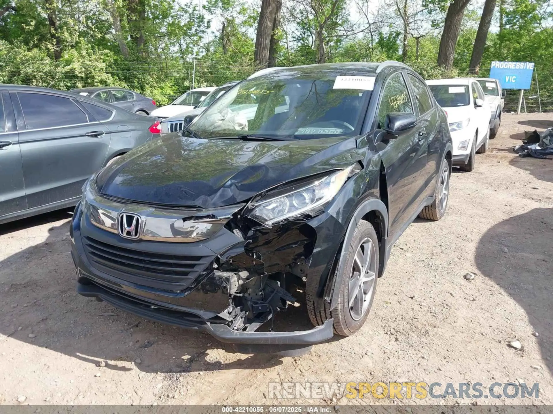 2 Photograph of a damaged car 3CZRU6H57NM725401 HONDA HR-V 2022