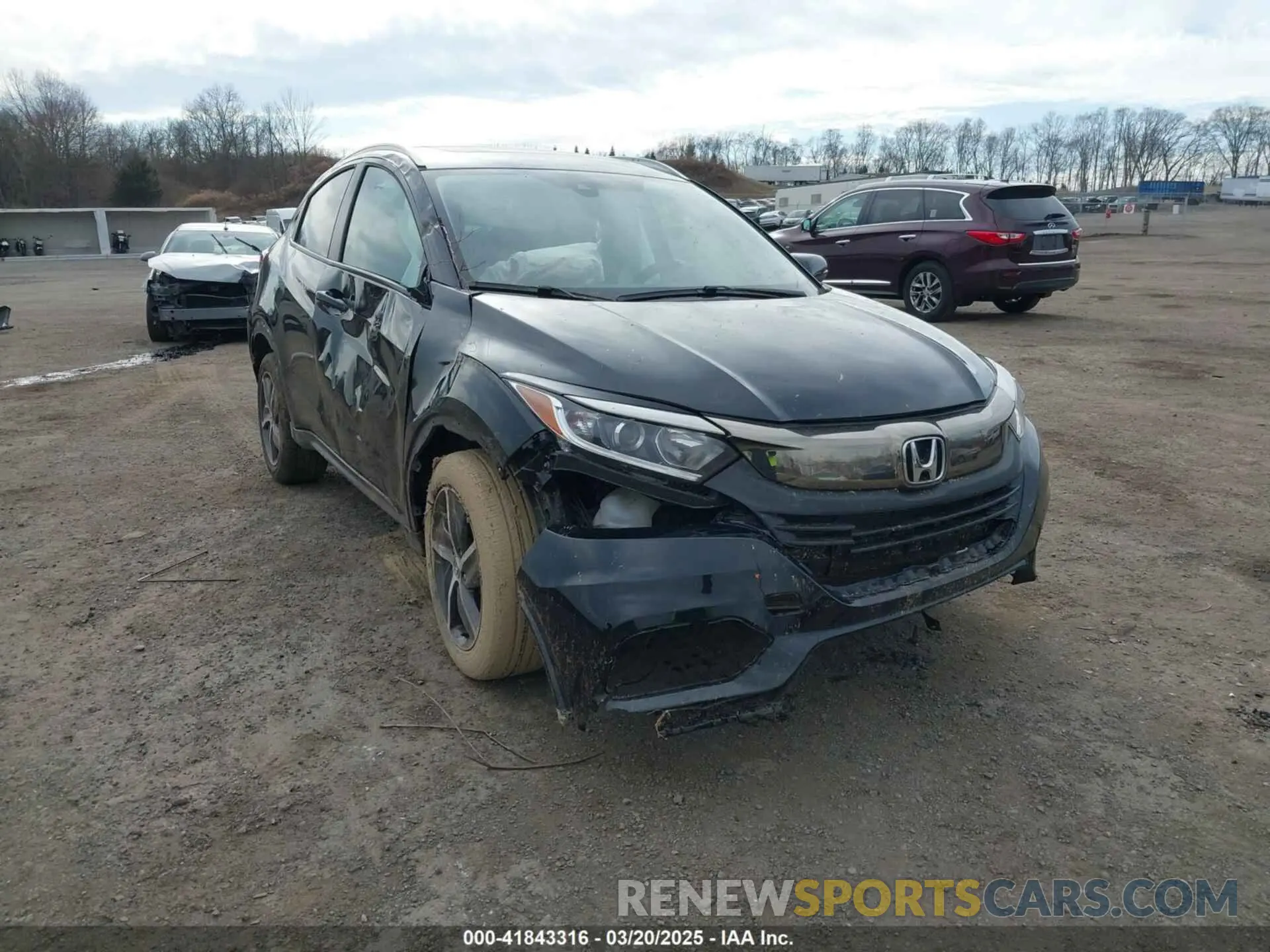 6 Photograph of a damaged car 3CZRU6H57NM749679 HONDA HR-V 2022