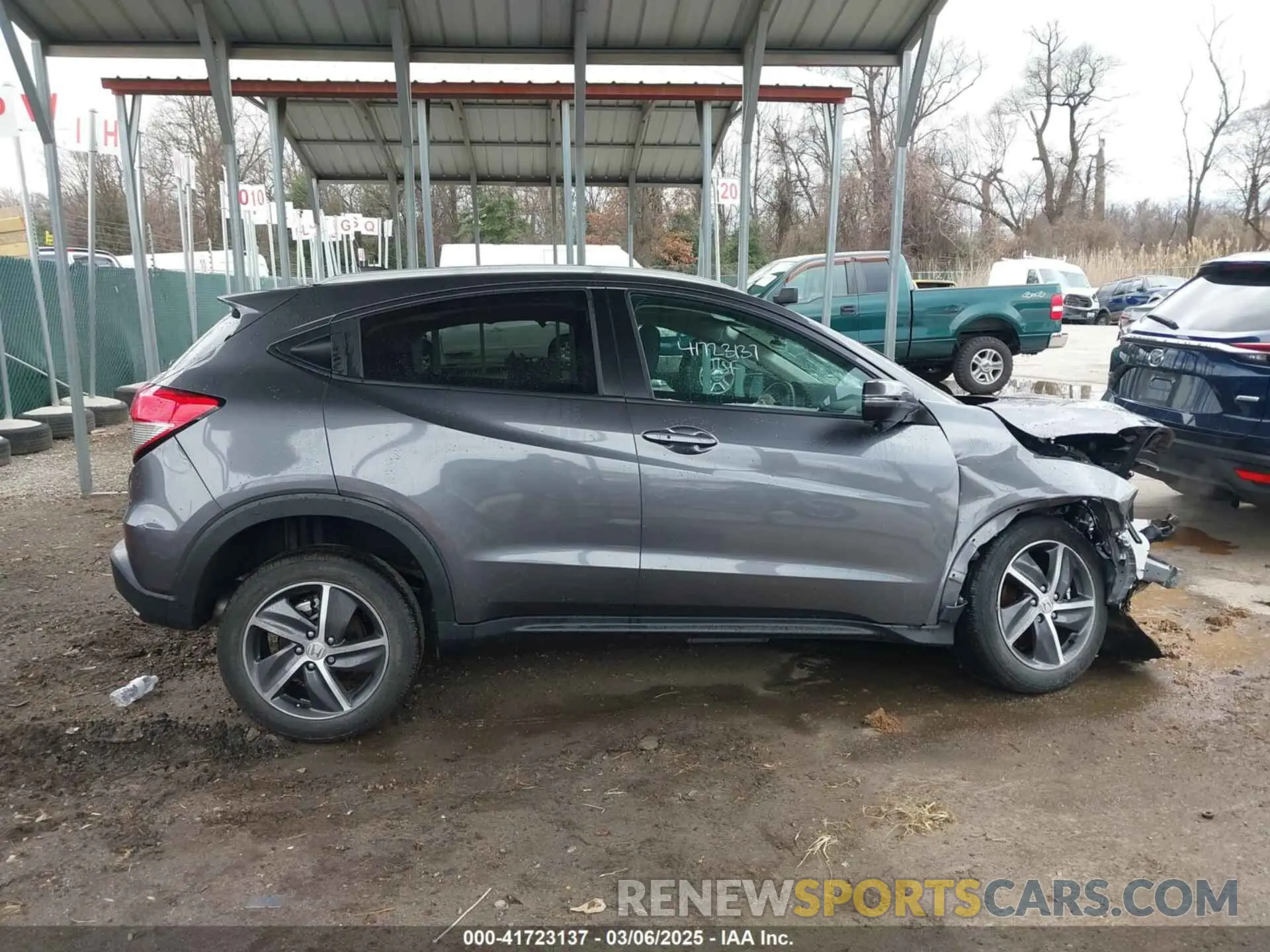 14 Фотография поврежденного автомобиля 3CZRU6H57NM753022 HONDA HR-V 2022