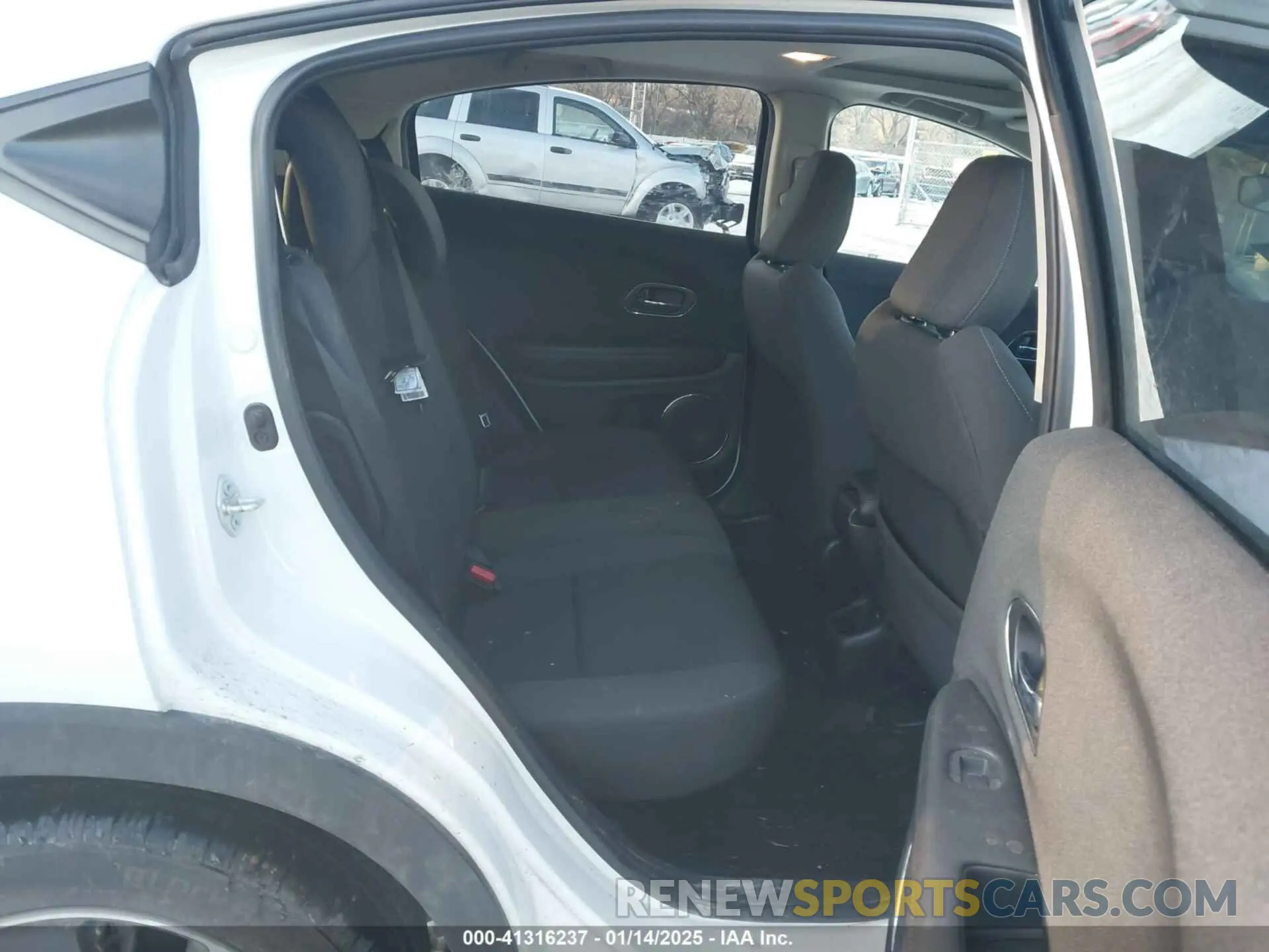 8 Фотография поврежденного автомобиля 3CZRU6H58NM700720 HONDA HR-V 2022