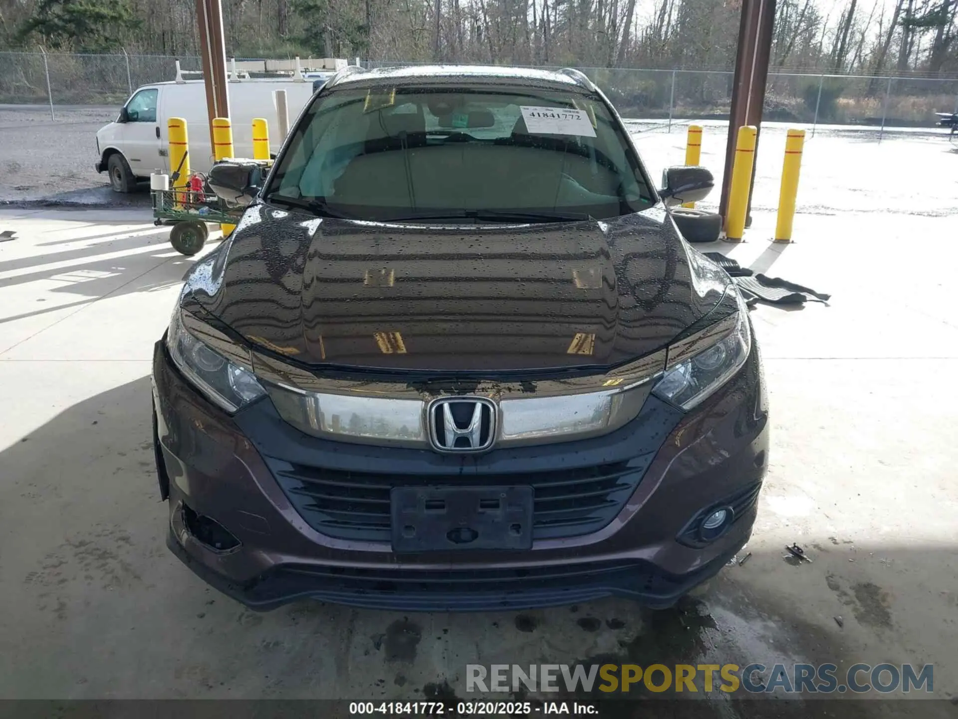 13 Photograph of a damaged car 3CZRU6H58NM705142 HONDA HR-V 2022
