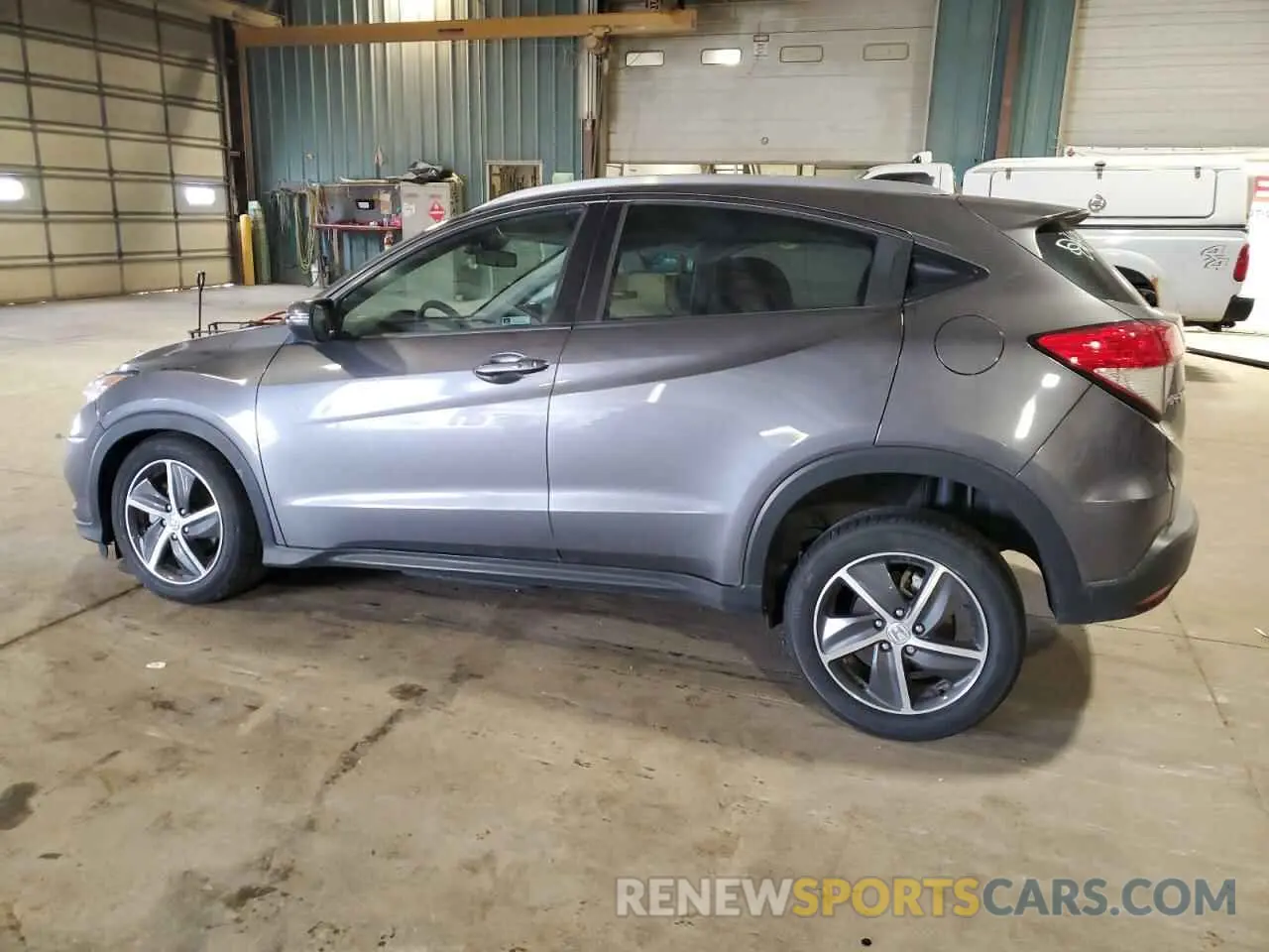 2 Photograph of a damaged car 3CZRU6H58NM752218 HONDA HR-V 2022