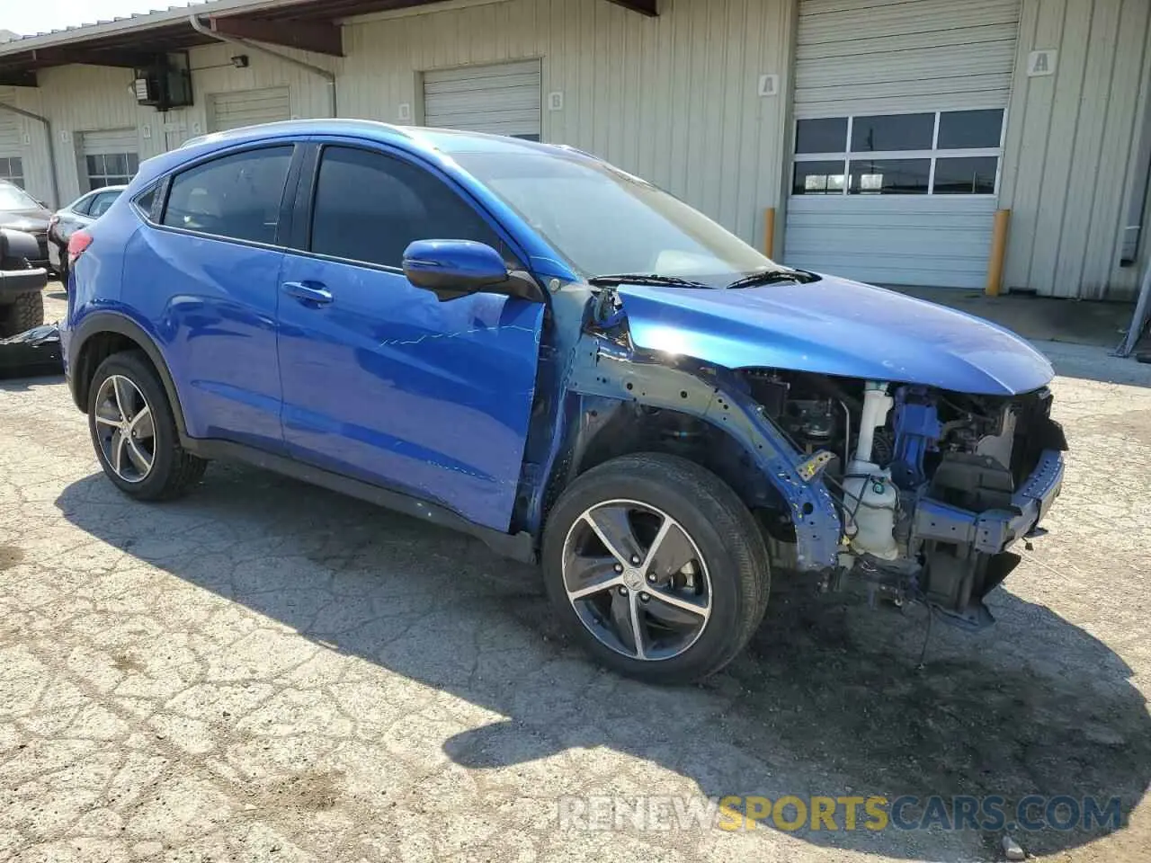 4 Photograph of a damaged car 3CZRU6H59NM743012 HONDA HR-V 2022