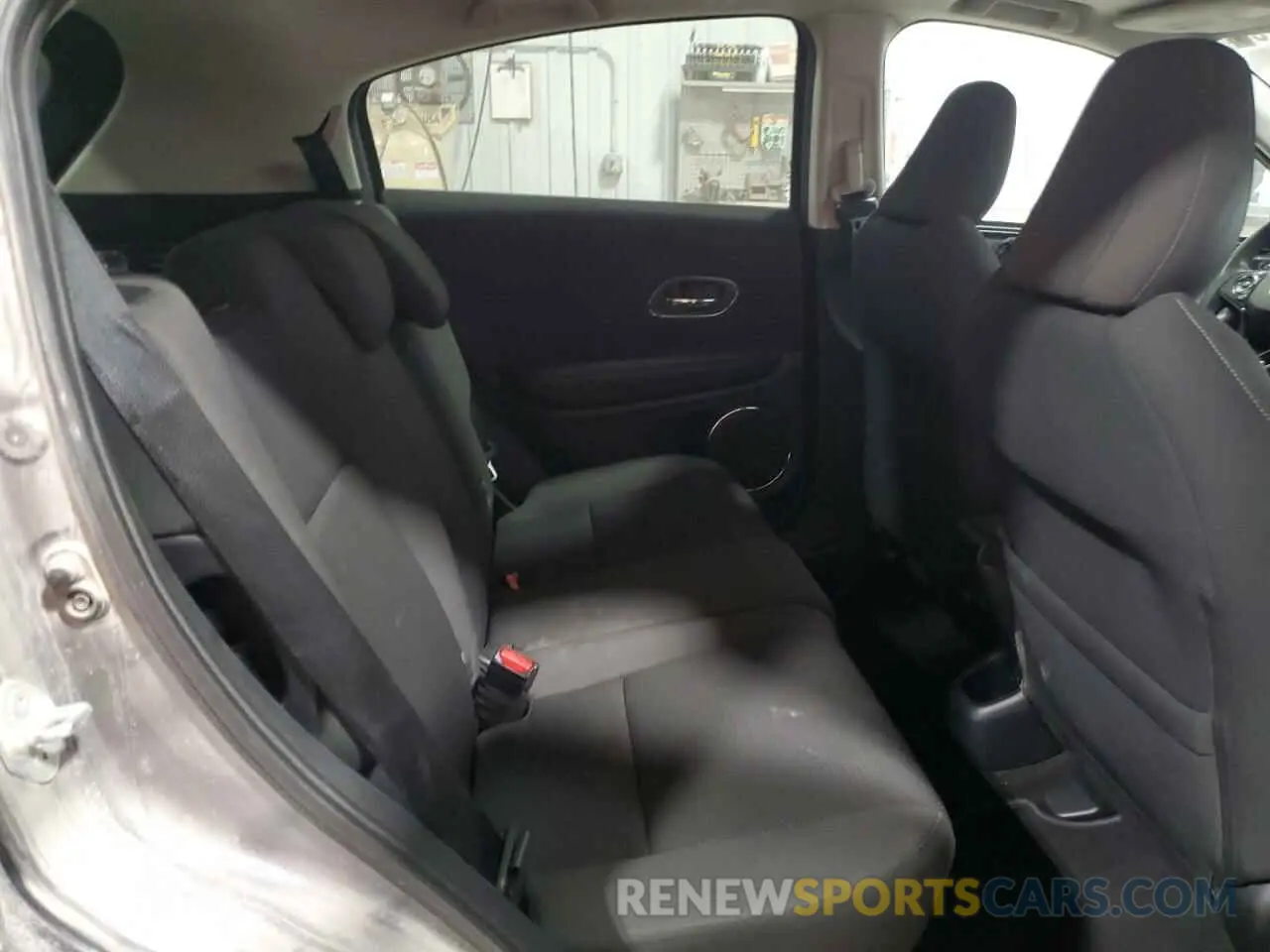 11 Photograph of a damaged car 3CZRU6H59NM750011 HONDA HR-V 2022