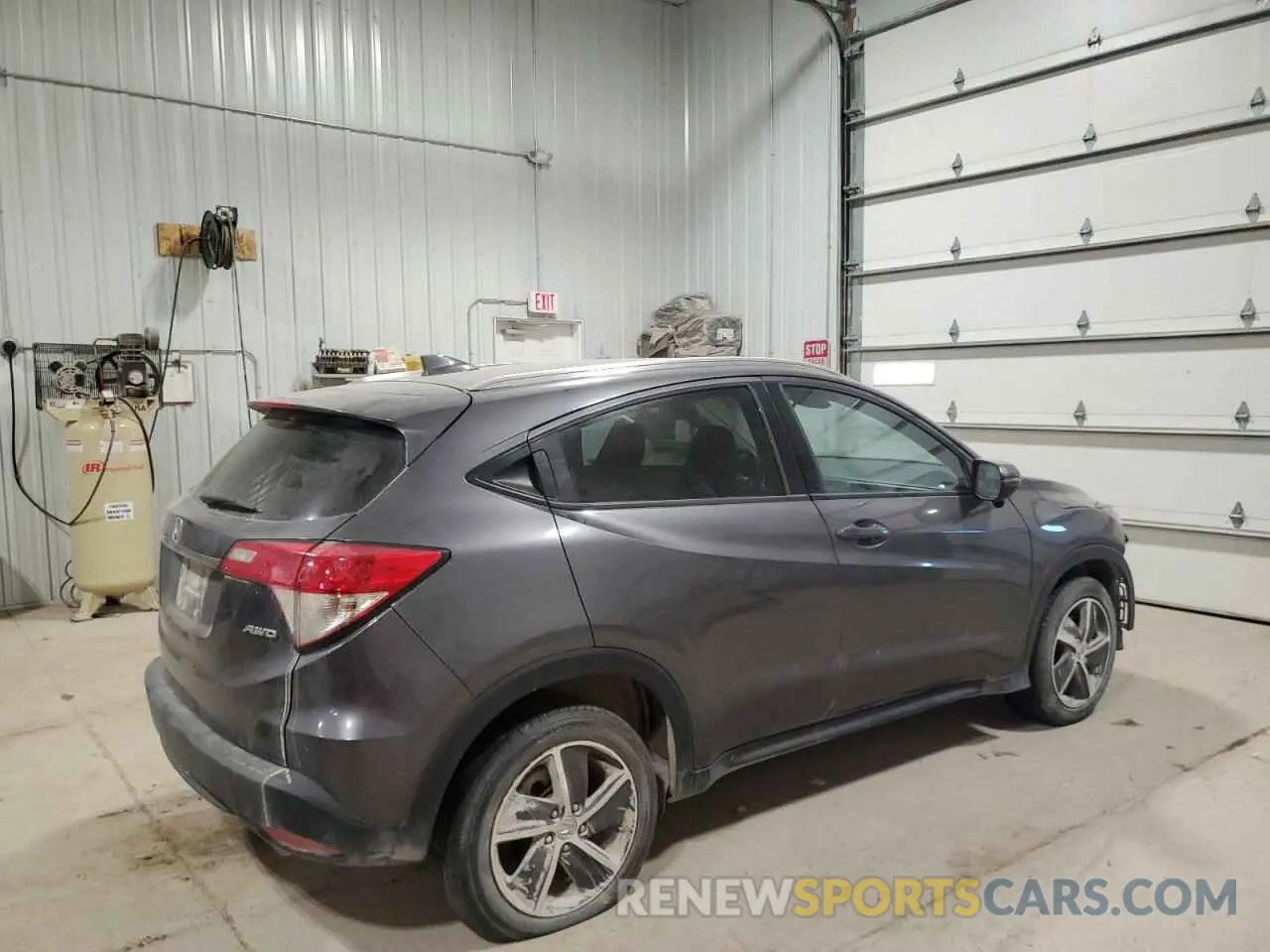 3 Photograph of a damaged car 3CZRU6H59NM750011 HONDA HR-V 2022