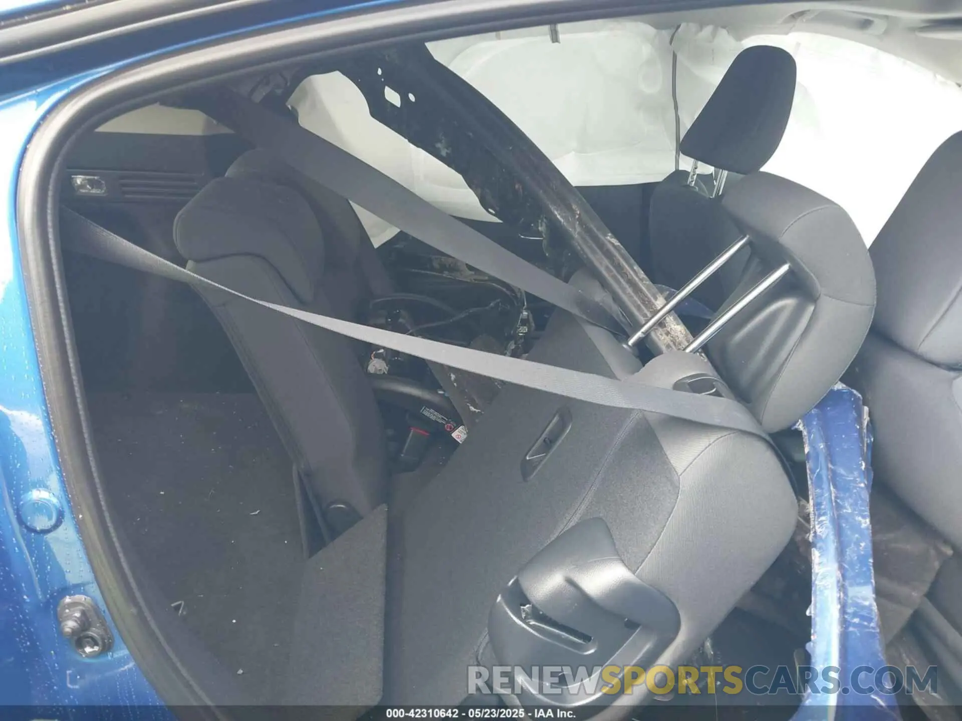 8 Photograph of a damaged car 3CZRU6H59NM750767 HONDA HR-V 2022