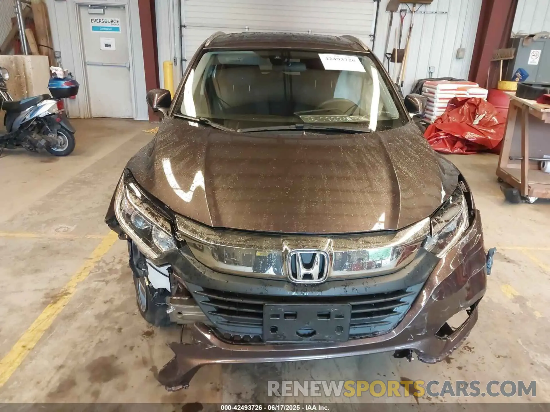 13 Photograph of a damaged car 3CZRU6H5XNM706826 HONDA HR-V 2022