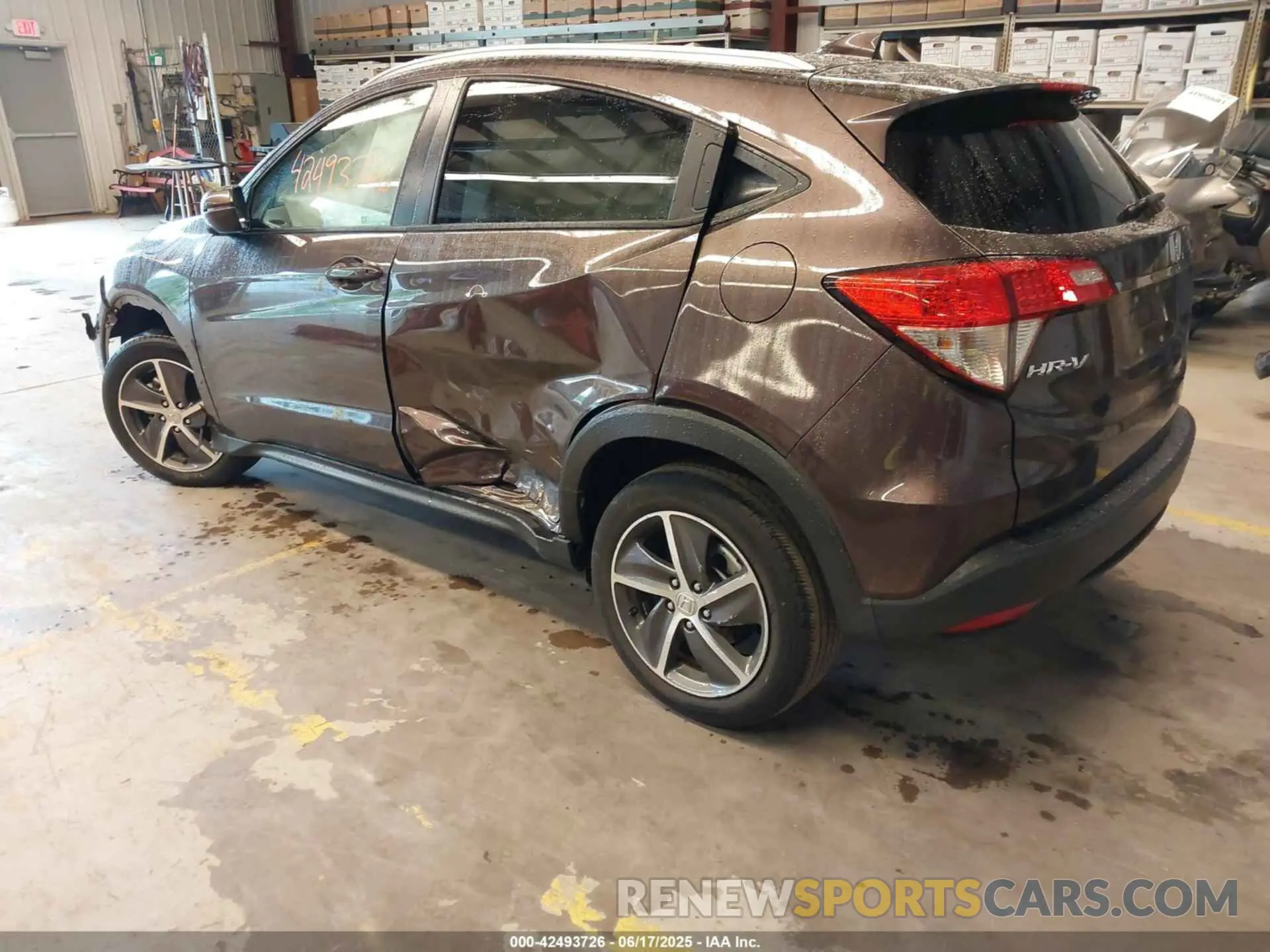 3 Photograph of a damaged car 3CZRU6H5XNM706826 HONDA HR-V 2022