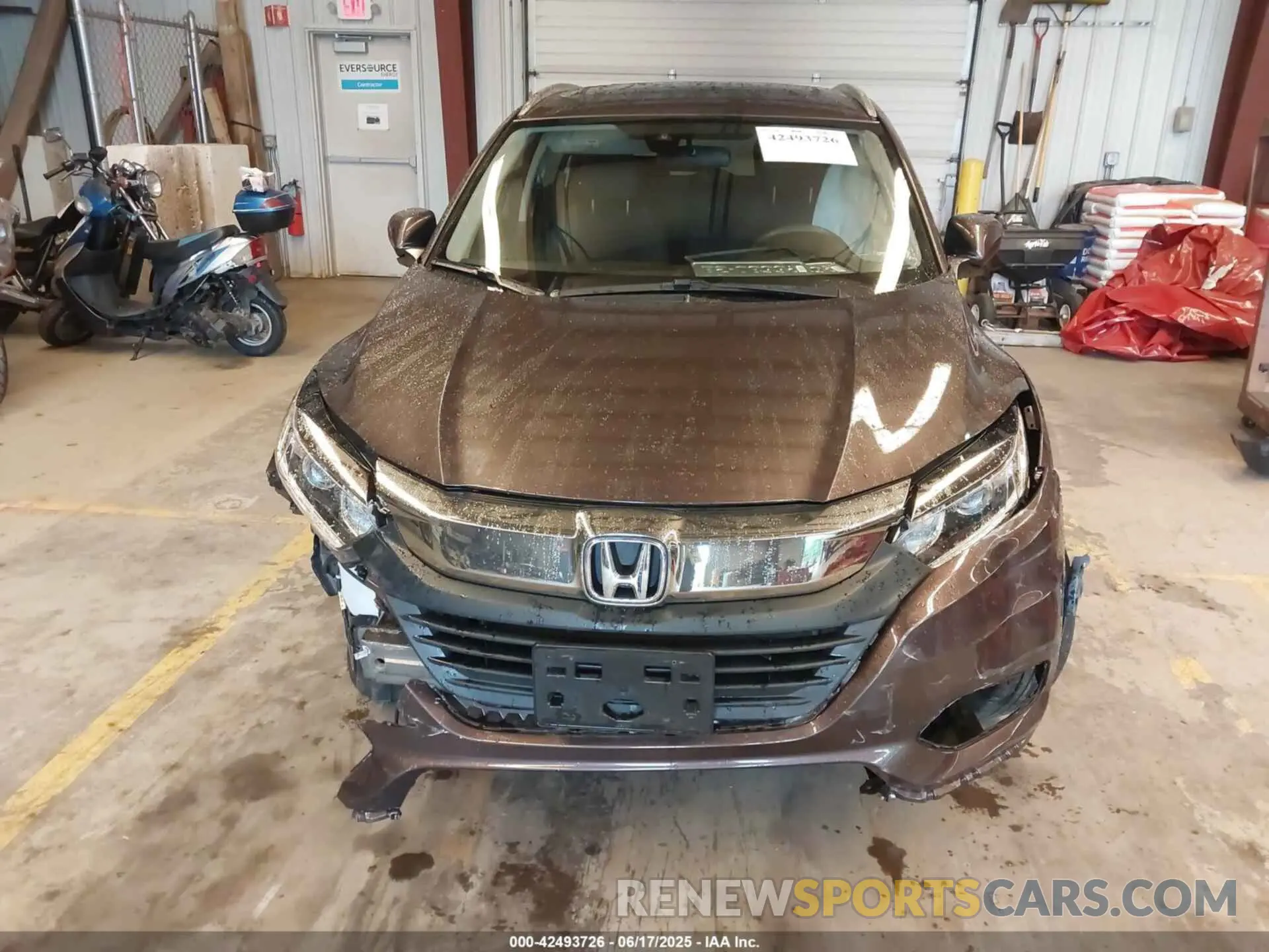 6 Photograph of a damaged car 3CZRU6H5XNM706826 HONDA HR-V 2022