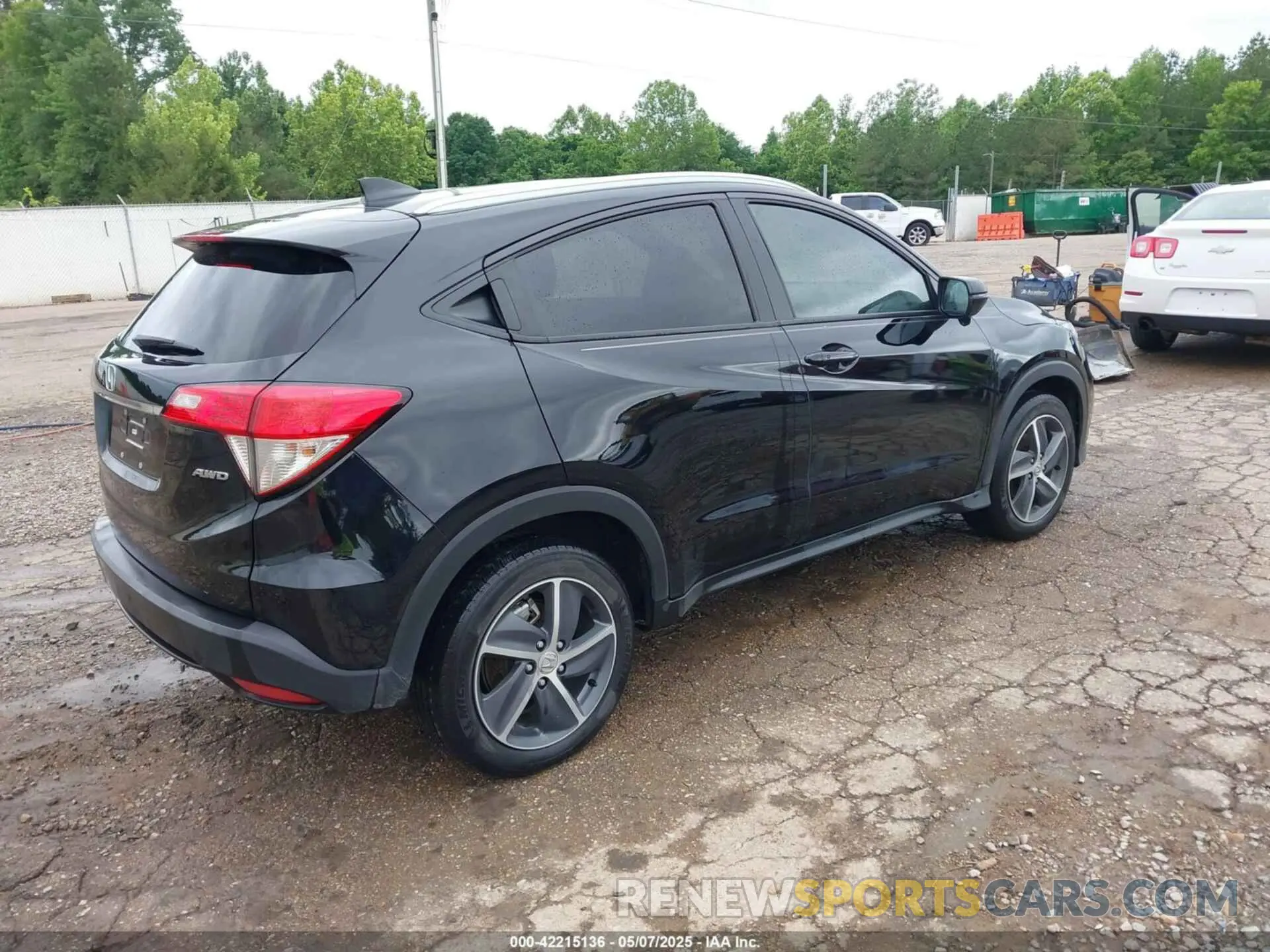 4 Фотография поврежденного автомобиля 3CZRU6H5XNM765018 HONDA HR-V 2022