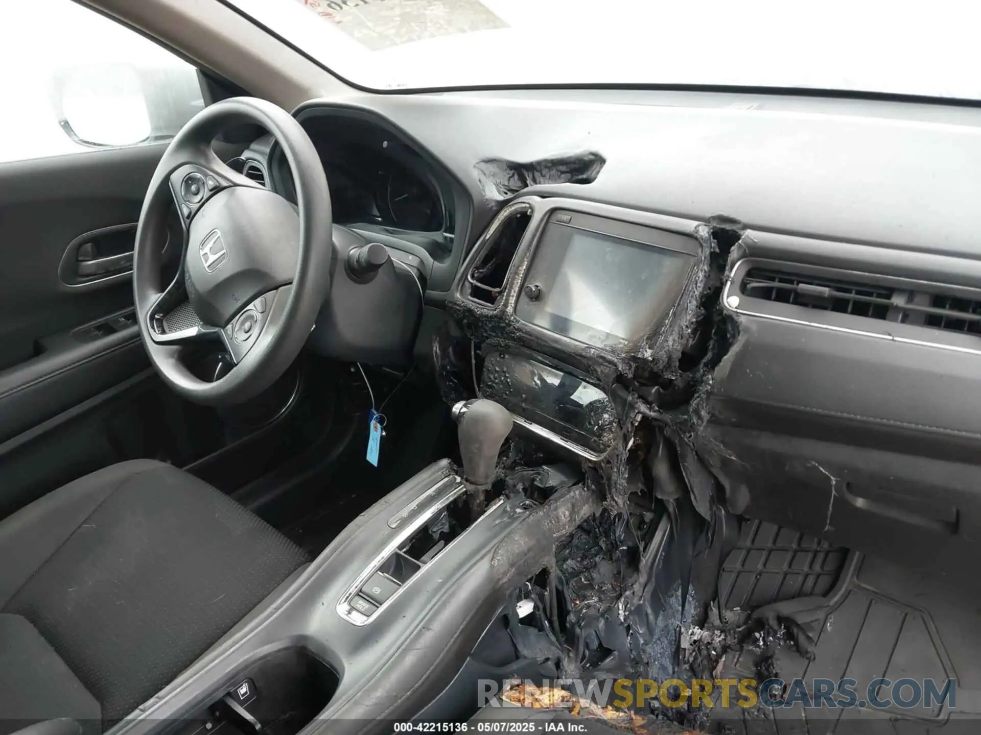 6 Фотография поврежденного автомобиля 3CZRU6H5XNM765018 HONDA HR-V 2022