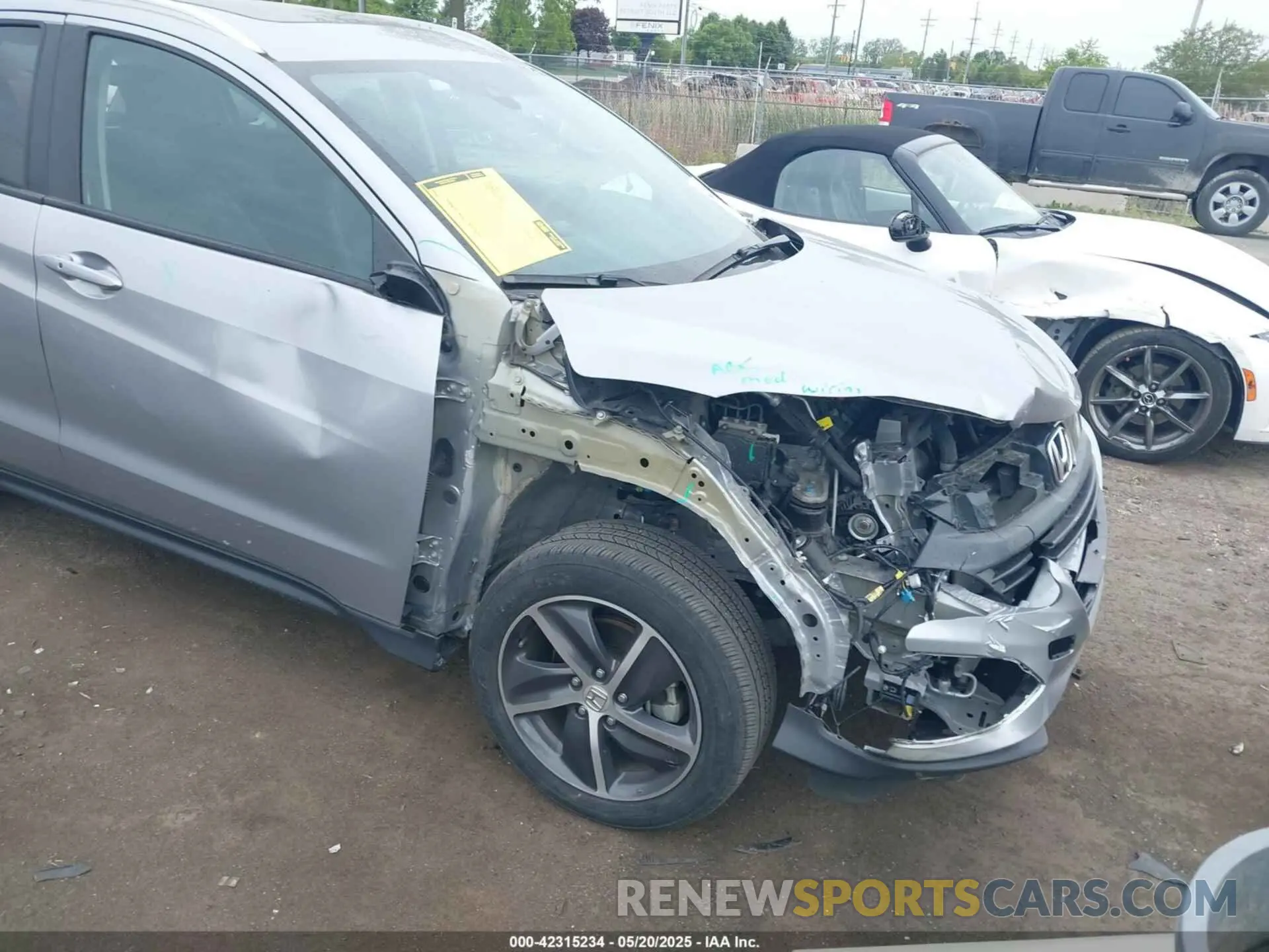 19 Фотография поврежденного автомобиля 3CZRU6H73NM747607 HONDA HR-V 2022