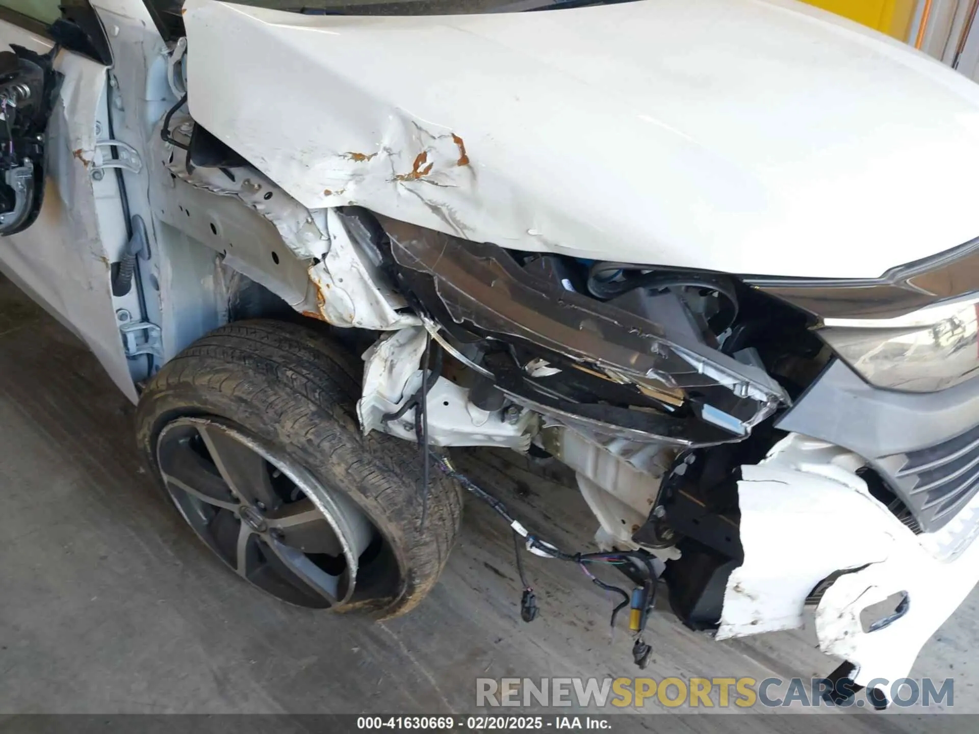 6 Photograph of a damaged car 3CZRU6H73NM758171 HONDA HR-V 2022