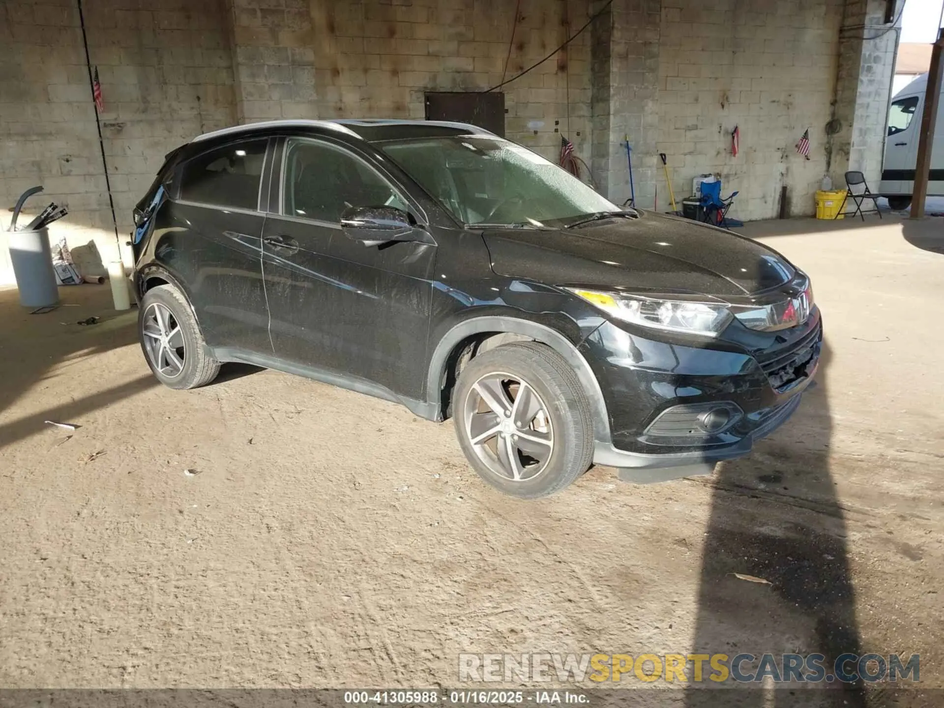 1 Photograph of a damaged car 3CZRU6H75NM705729 HONDA HR-V 2022