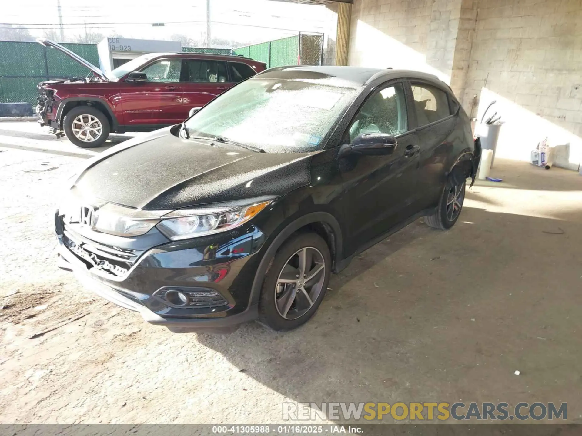 2 Photograph of a damaged car 3CZRU6H75NM705729 HONDA HR-V 2022