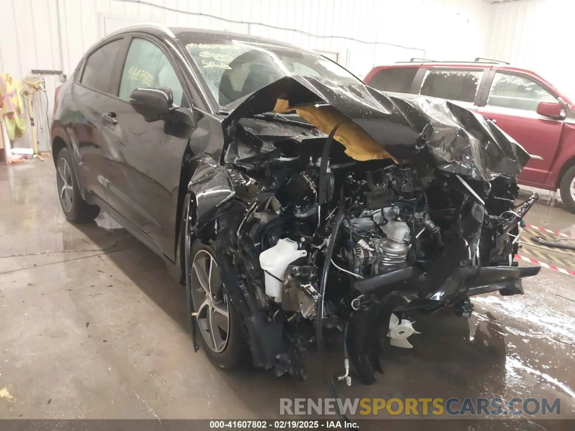 1 Photograph of a damaged car 3CZRU6H75NM731232 HONDA HR-V 2022