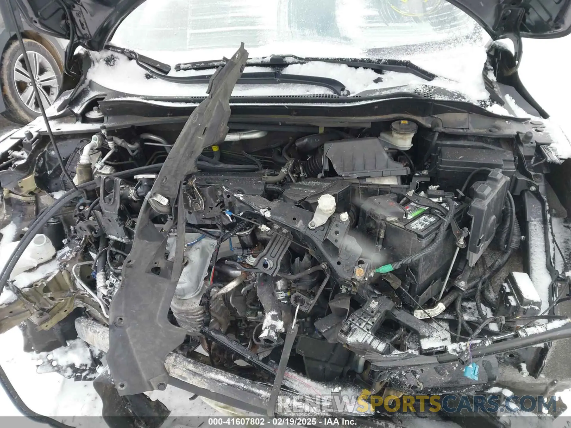10 Photograph of a damaged car 3CZRU6H75NM731232 HONDA HR-V 2022